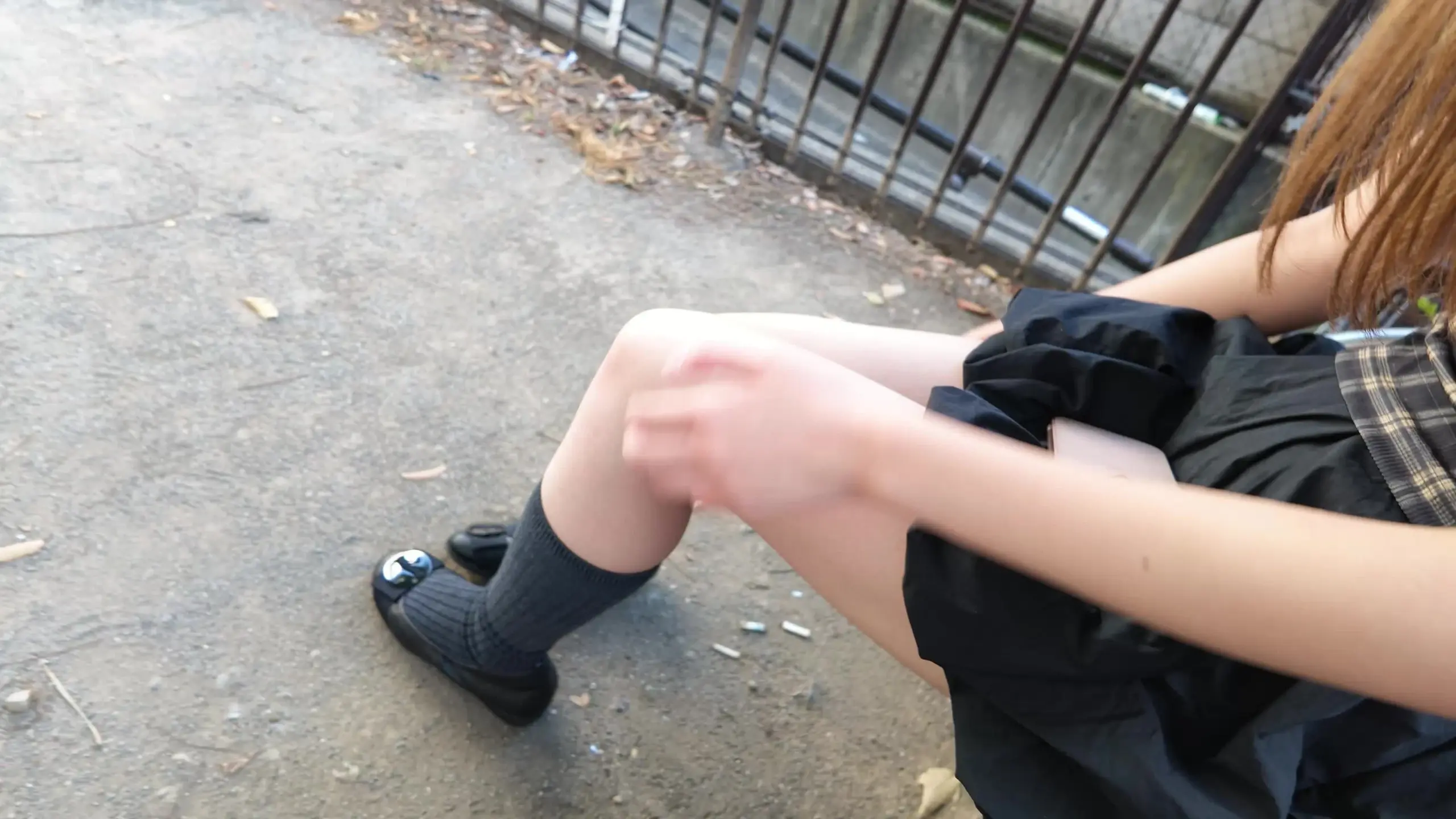 女の子の匂い全部嗅ぐ！🍑「元女バレ美脚の匂いもうんカス付きアナルも生臭まんちょすも全部嗅ぐ！」の投稿サムネイル