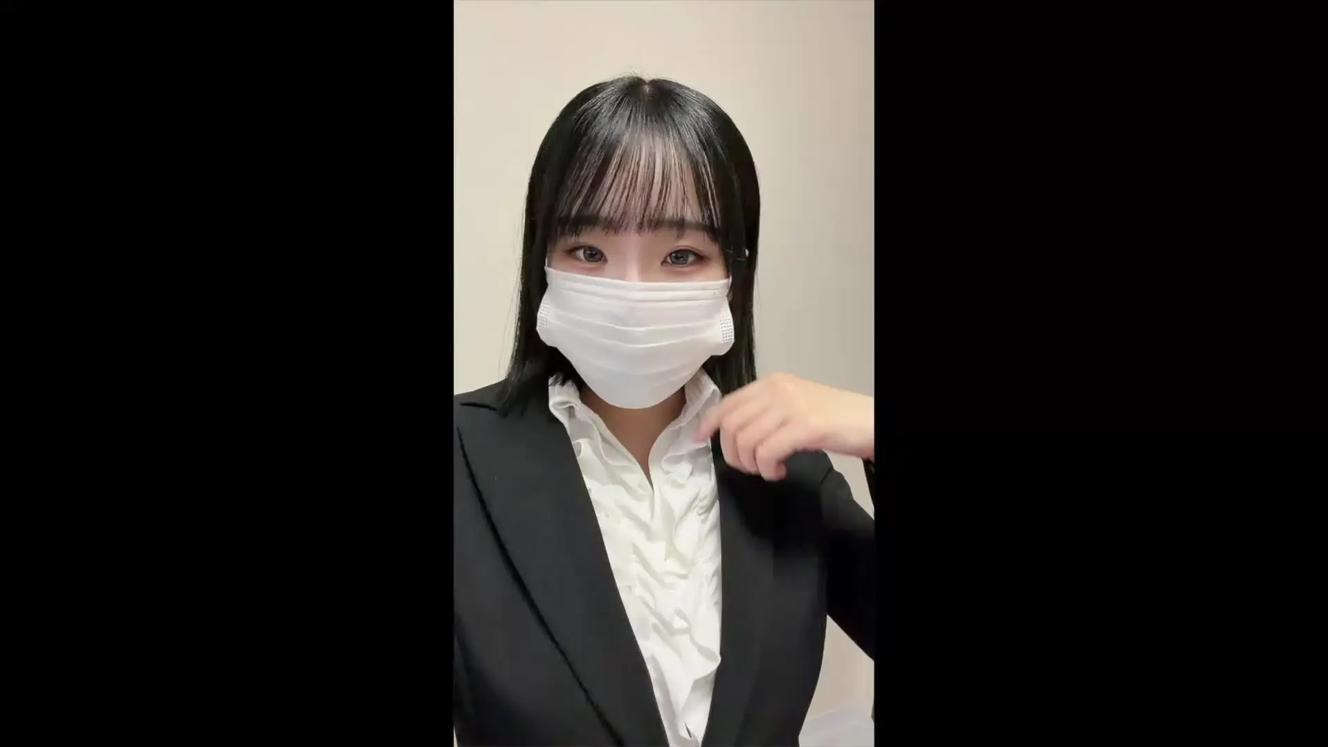 【色白マシュマロ美乳】さな｜女子大生「清楚系22歳美脚OLさな（22） さなぽん 自分でコントロールできないくらいビクビク身体が跳ねちゃって……。 最後はへとへとになっちゃいました。」の投稿サムネイル