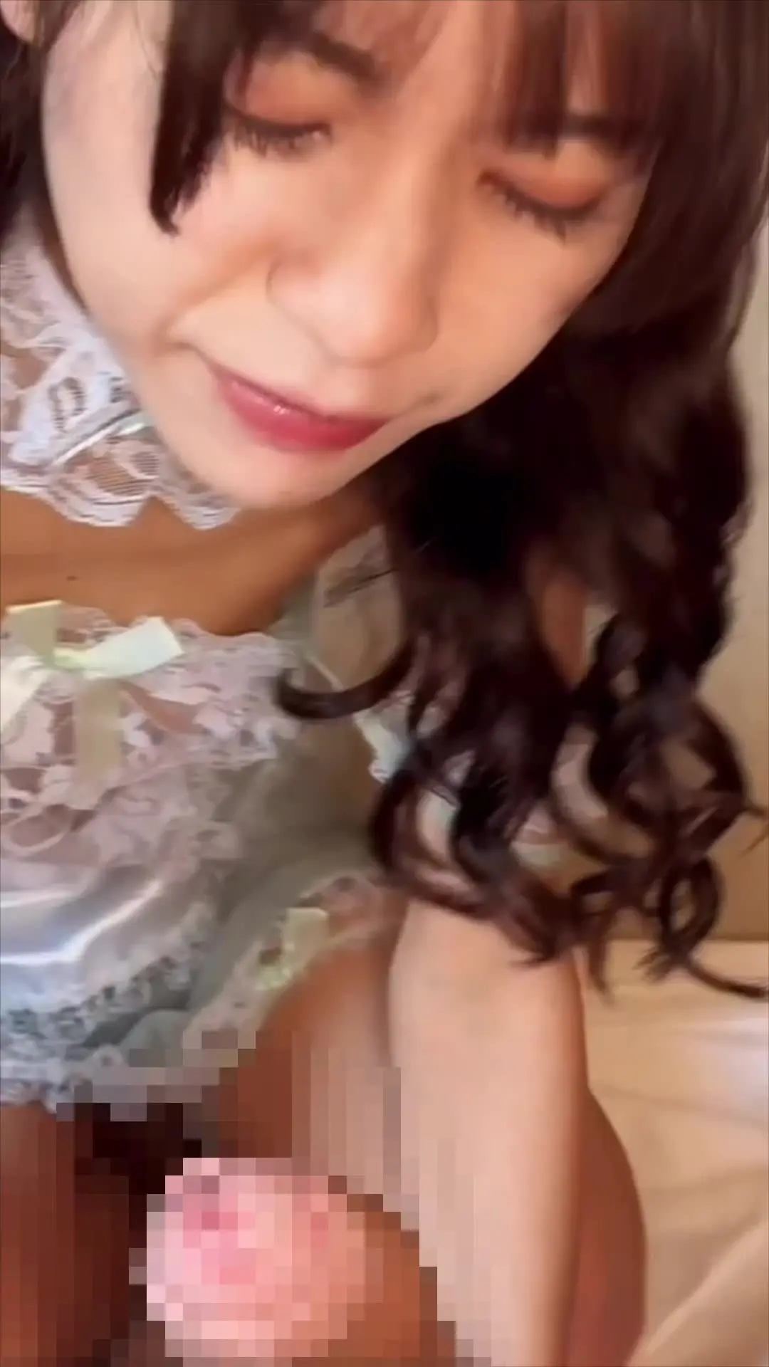 包茎キングジャパン公式「「ねぇ、これされていつまで耐えられる……？🤭💚」 清楚系トップ美少女があなたのためだけに跪く、最高のご褒美タイム。 男の気持ちいい構造を知り尽くしたような超吸引」の投稿サムネイル