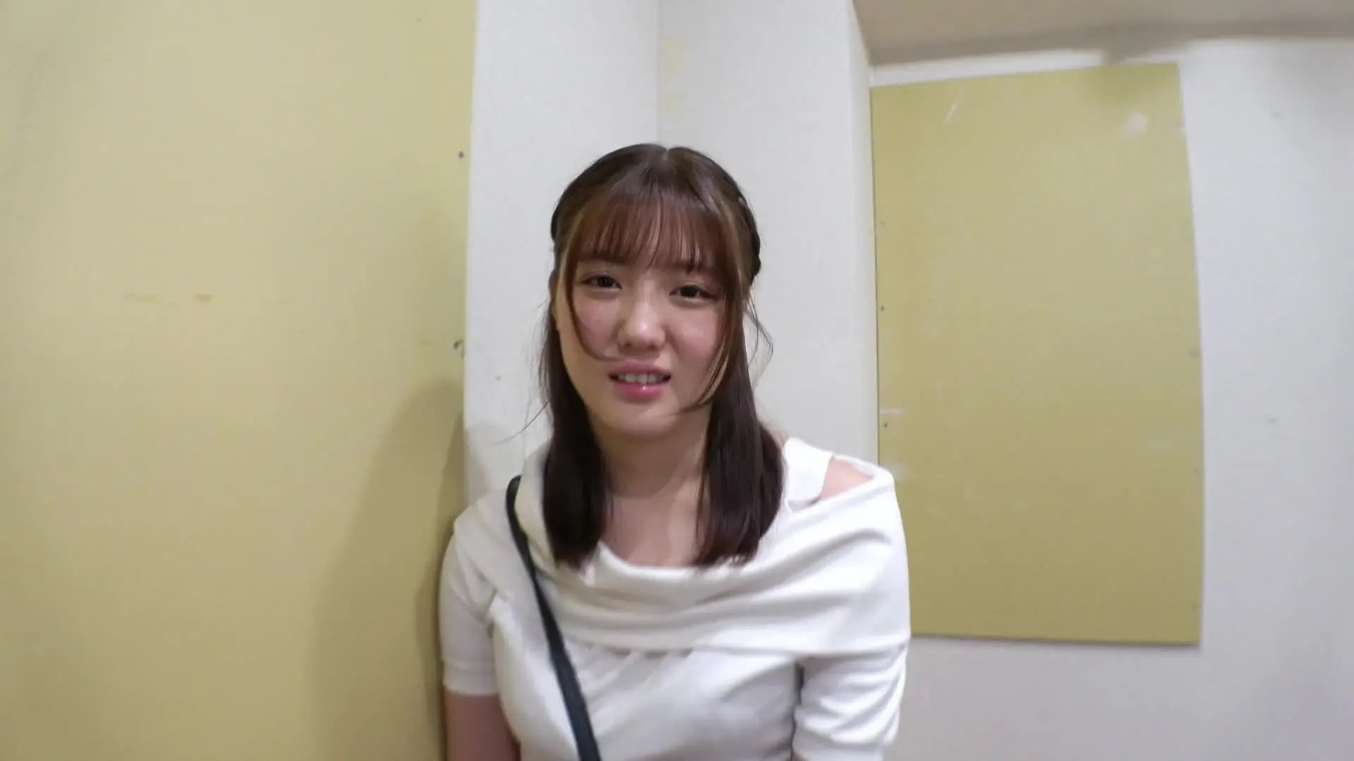 YENちゃん「デカちんフェラ 高収入時短バイトにホイホイ女“みかん” 【応募女性情報】 名前:みかん」の投稿サムネイル