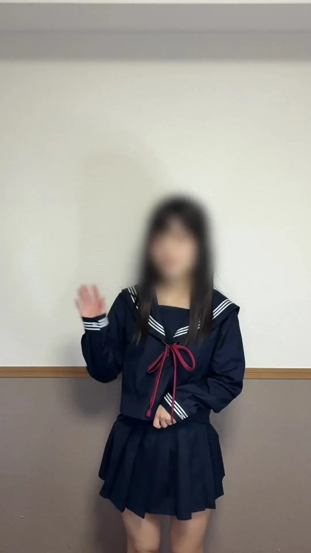 みずきお嬢様(姫宮みずき)「先輩に呼び出されて肉便器にされちゃいました… (顔出しなし) 授業中にバイブ仕込んで、ビチャビチャになったみずきに後ろから立ちバックされちゃいました…」の投稿サムネイル