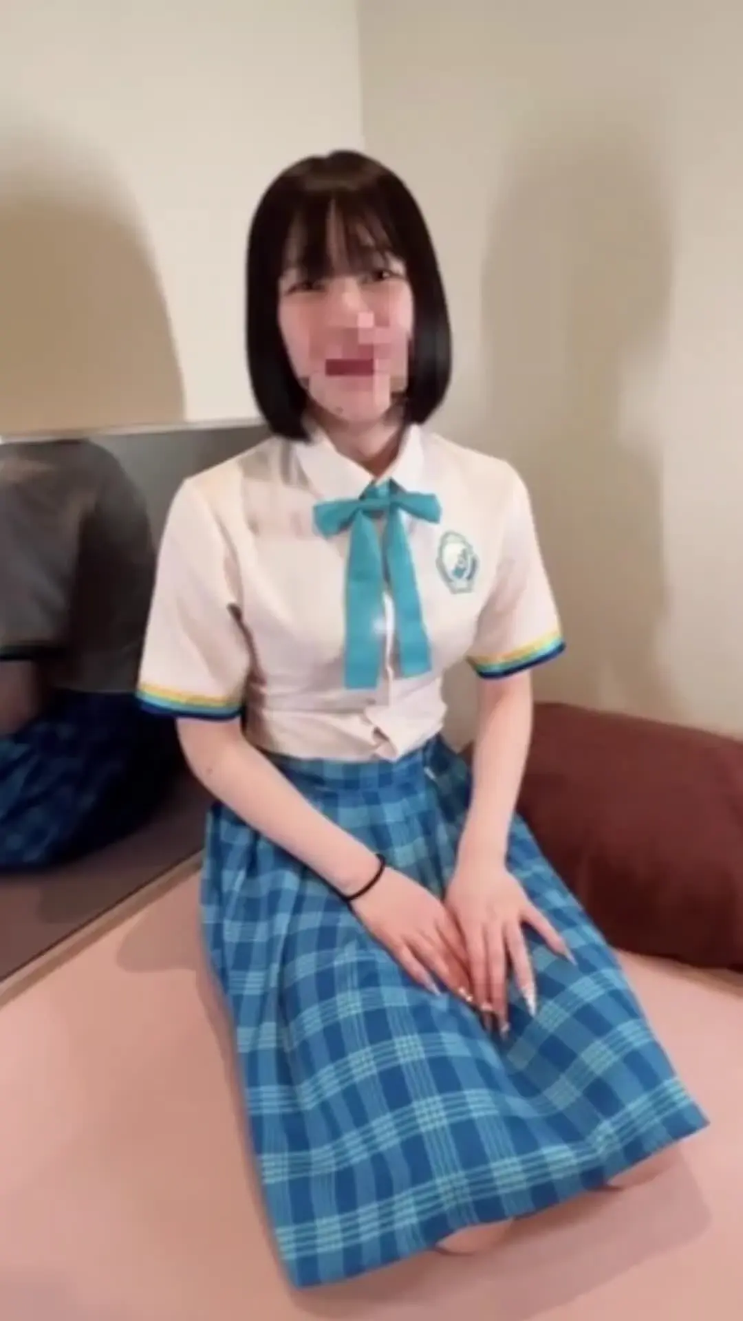 たまちゃん@風俗体験レポ「【風俗体験主観動画】アイドルコスプレで限界密着…！完全自腹のガチ潜入。アイドルコスプレが徐々に乱れていく背徳のフルコース🩷」の投稿サムネイル