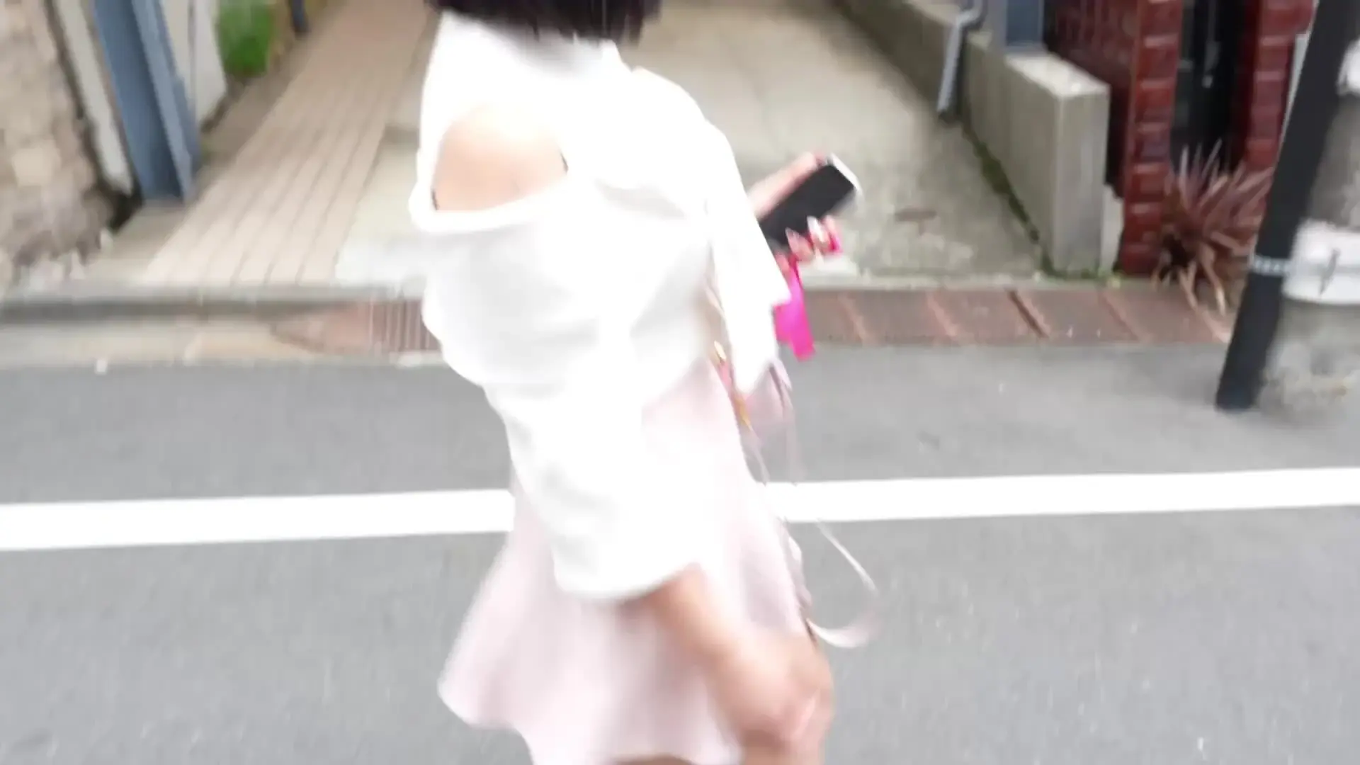 けんと。「"初めてのデート前に他の男と遊んじゃう彼氏持ちGカップ歯科助手に背徳種付け"」の投稿サムネイル