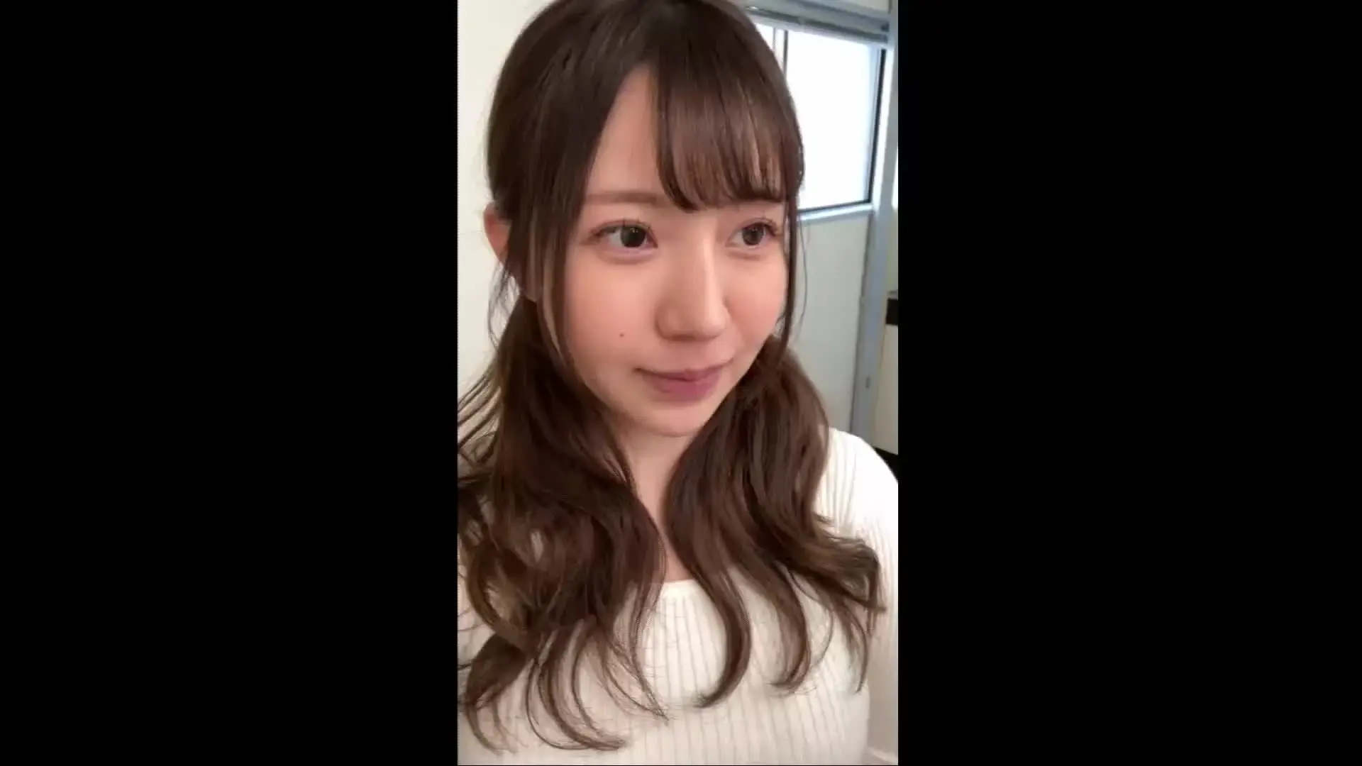 りょう（フェラ専門動画）🍌即尺/ごっくん/顔射/フェラ顔/丸呑みピストン🍌「マイファンズ限定のオフショット動画です。 フェラチオインタビュー赤裸々公開中！ 女の子の本編はこちら↓」の投稿サムネイル