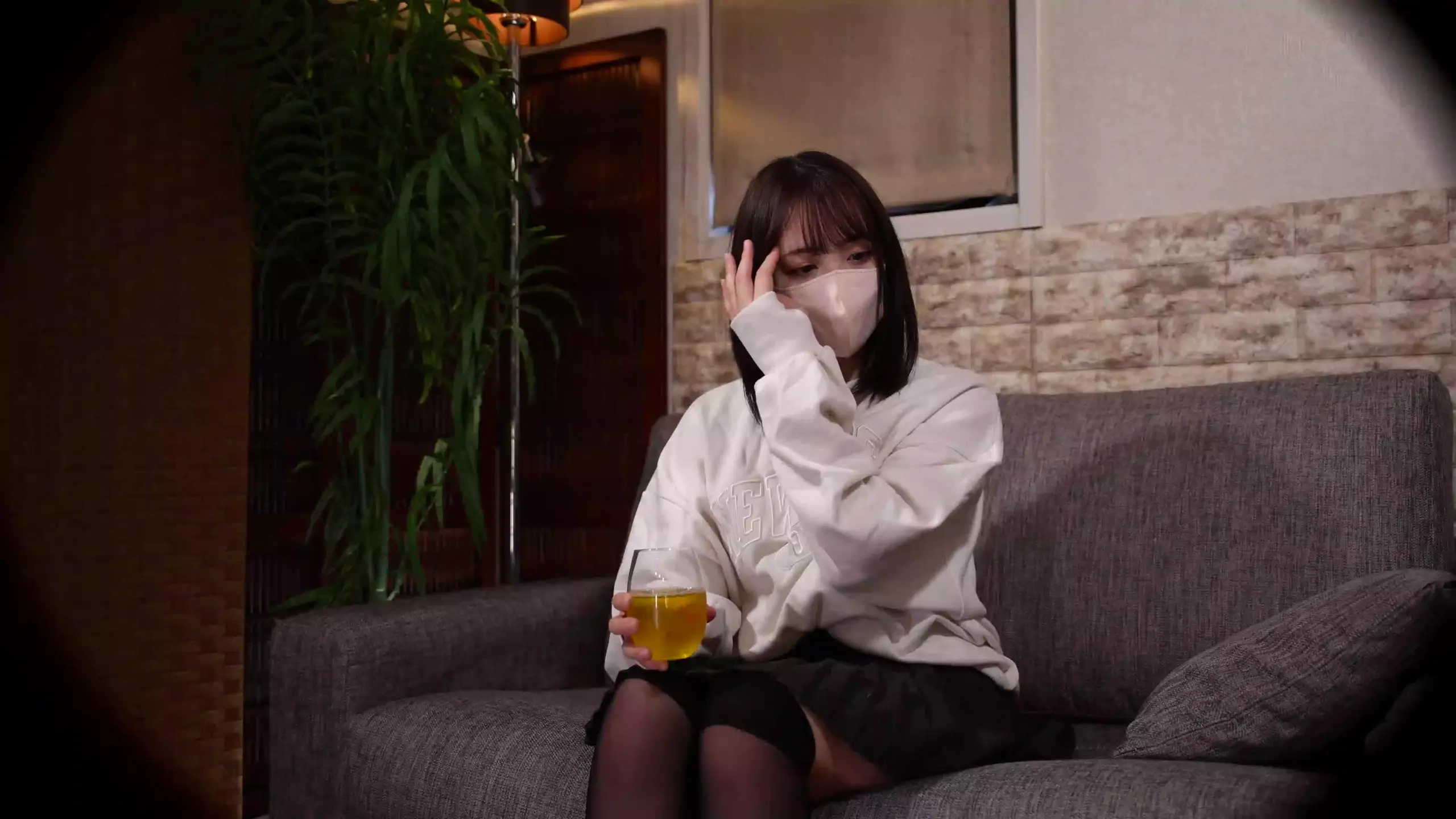 翔太「猥褻オイルマッサージトリートメント SSS級F神乳アイドル軟体ムッチリ98㎝巨尻ちゃん ※単品購入特価※限定100部」の投稿サムネイル