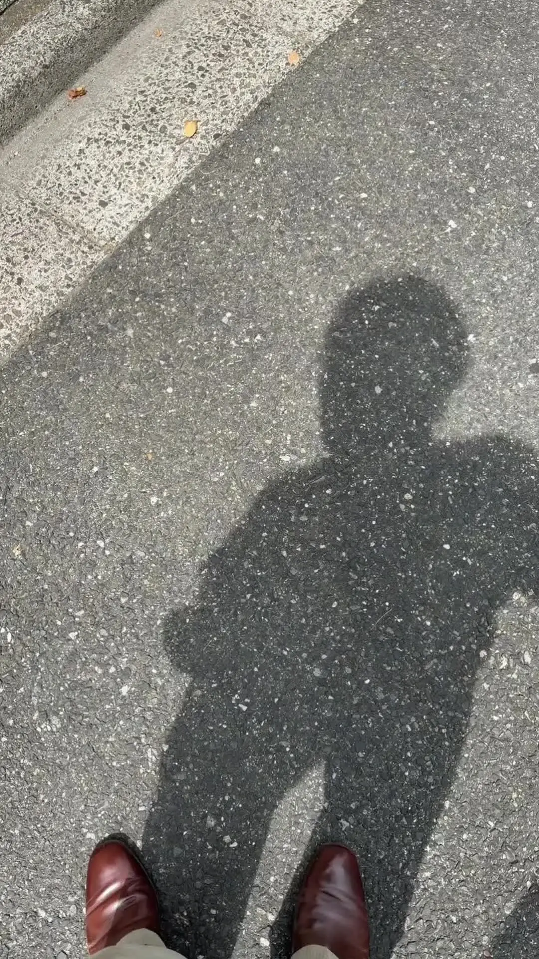 P活女子懲らしめてみた「１人目：塩対応すぎる童顔巨乳ちゃんを中出し制裁 友人に教えてもらったアプリでかわいい子を見つけました。 メッセージでのやり取りの段階からそっけなさがあったけど、」の投稿サムネイル