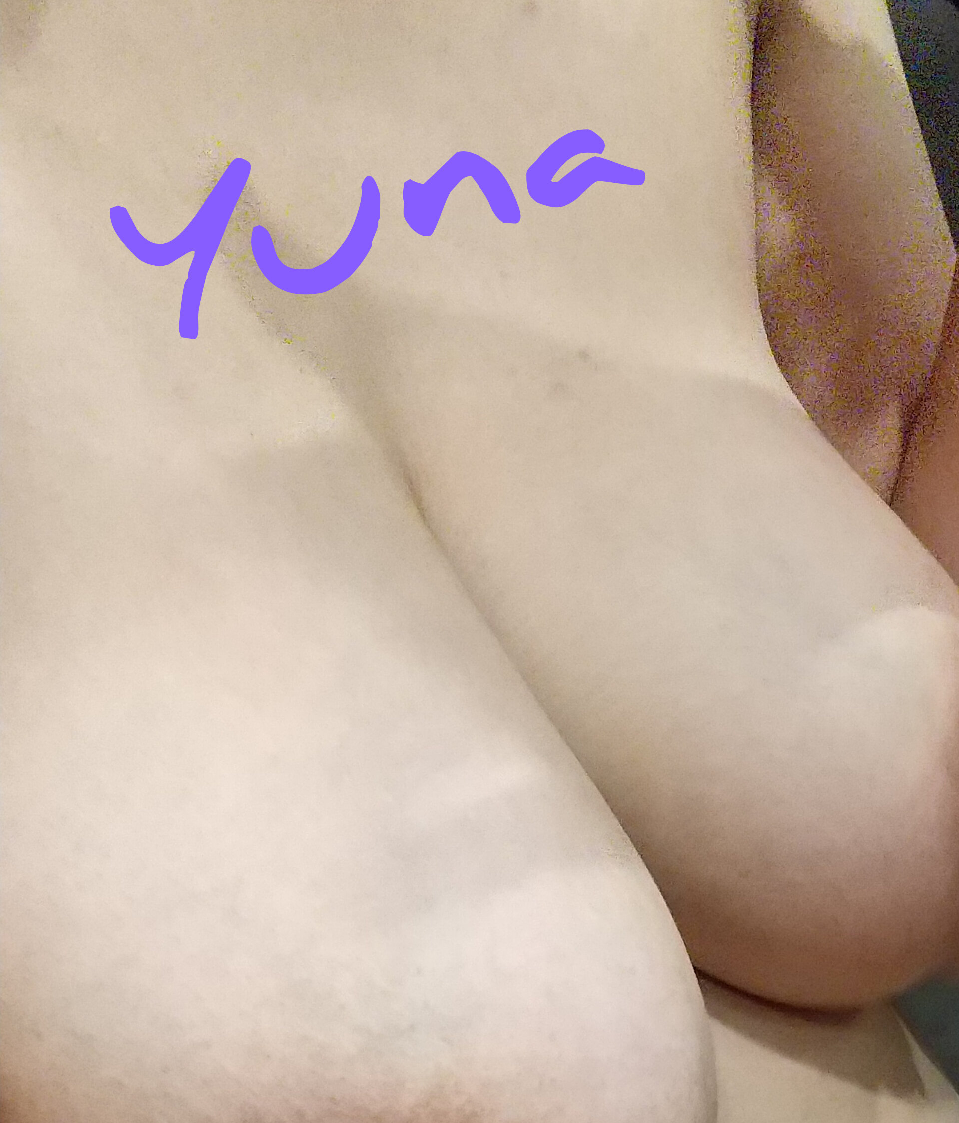 Yuna「GW谷間におっぱいの谷間 (｡･ω･｡)ﾉ♡ﾄﾞｰｿﾞ (｡･ω･｡)ﾉ♡ﾄﾞｰｿﾞ」の投稿サムネイル