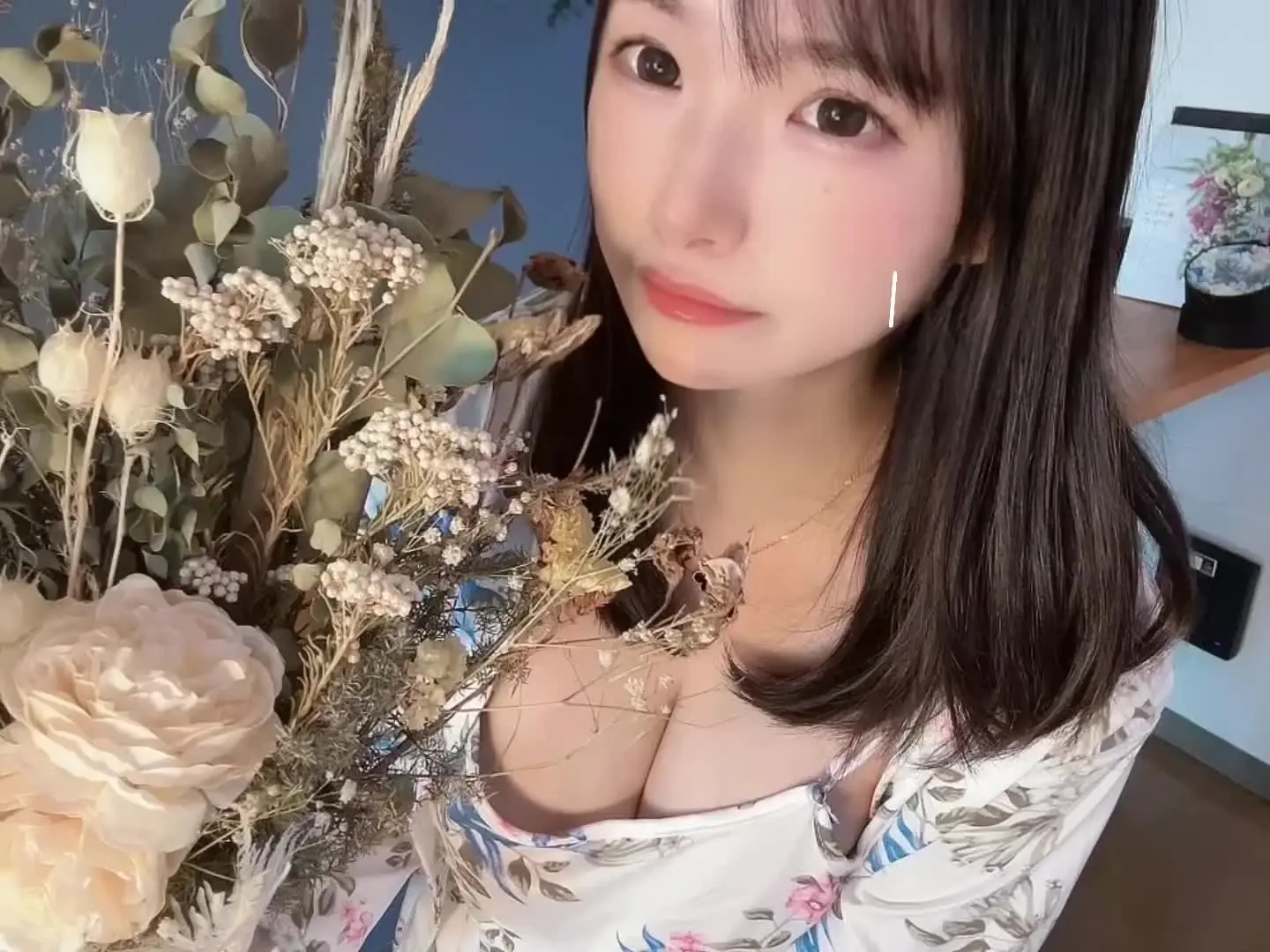 may@秘密のセラピスト「見てくれてる人がいるの分かってちょっと安心しました💐 たまにだけどここにも載せていきます🫧 ♥️ポチっと押してもらえたら嬉しいです✨」の投稿サムネイル