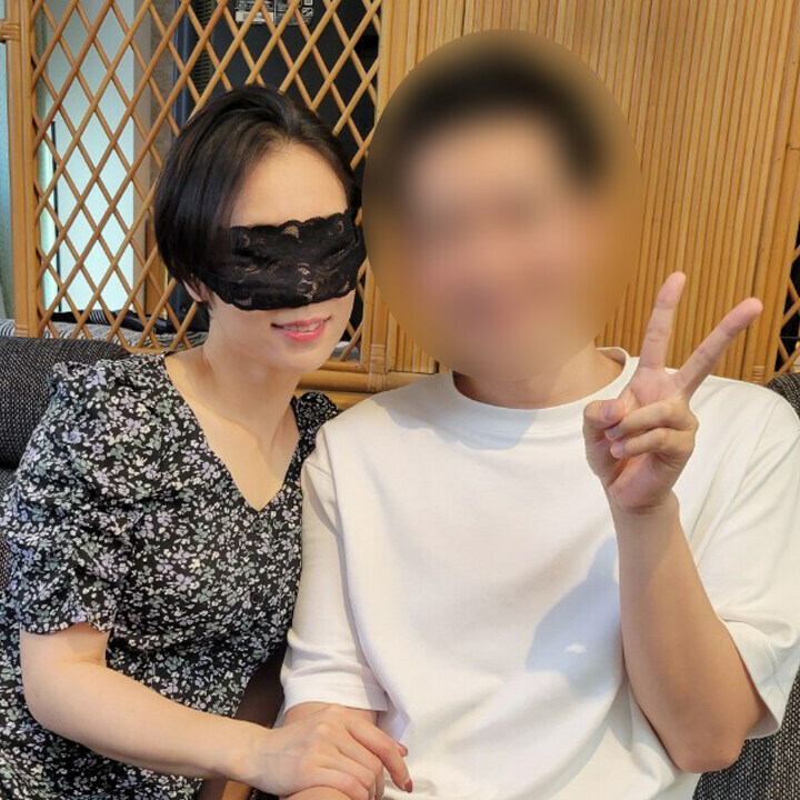 人妻あやか💗「27歳フォロワー君の極上勃起チンポにアヘりまくる性欲剥き出しド変態人妻の生ハメ中出しSEX【個人撮影】」の投稿サムネイル