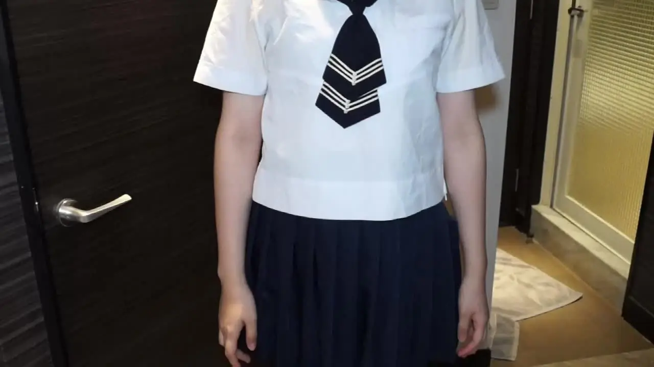 はる｜リアル制服×着衣フェチ「清楚系セーラー服の代名詞といえる東京・白〇合の夏セーラー服。」の投稿サムネイル