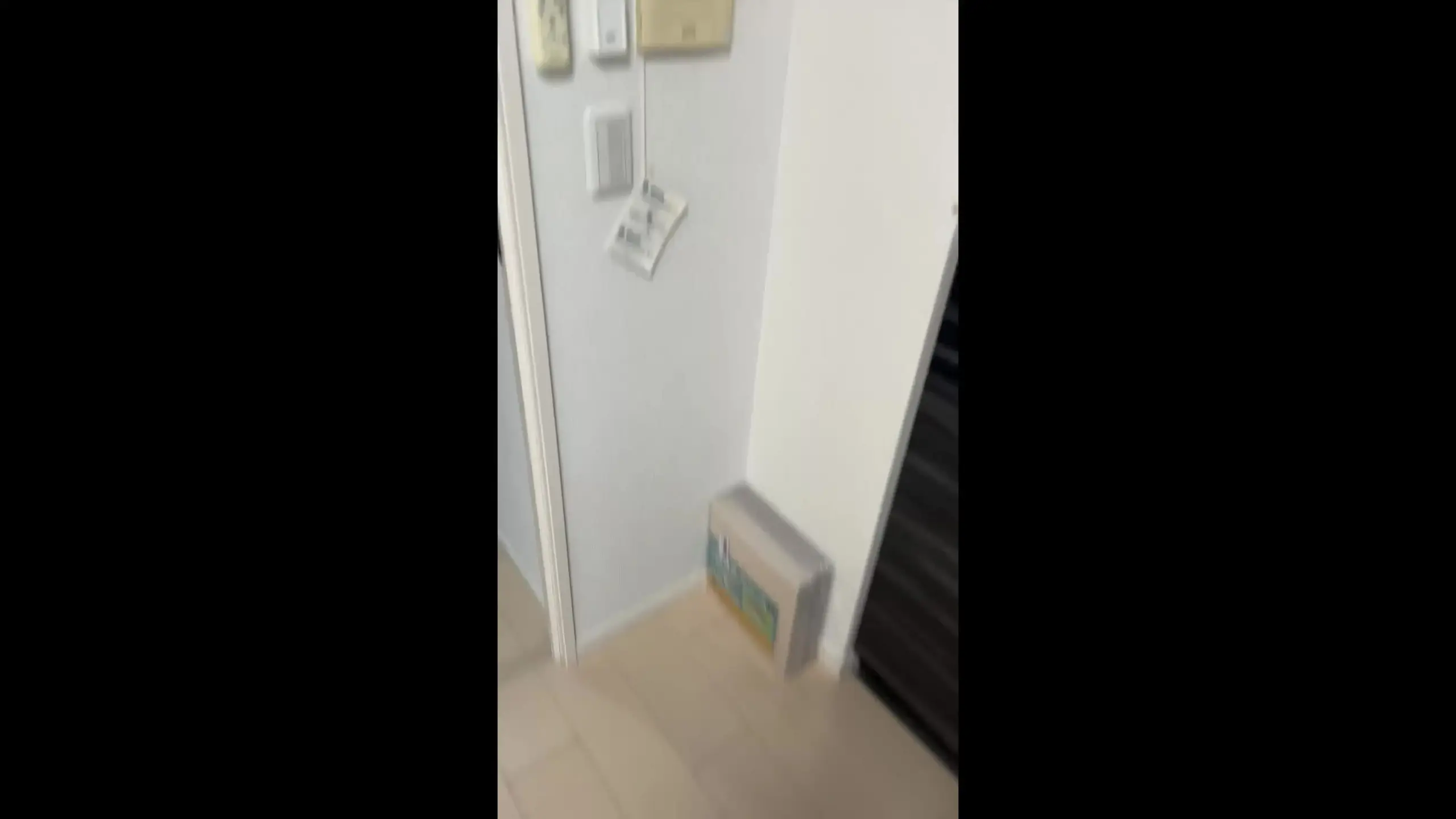 大学生の性事情。「今日は久しぶりに、奇跡の爆乳Iカップな後輩ちゃんが遊びにきてくれました💓」の投稿サムネイル