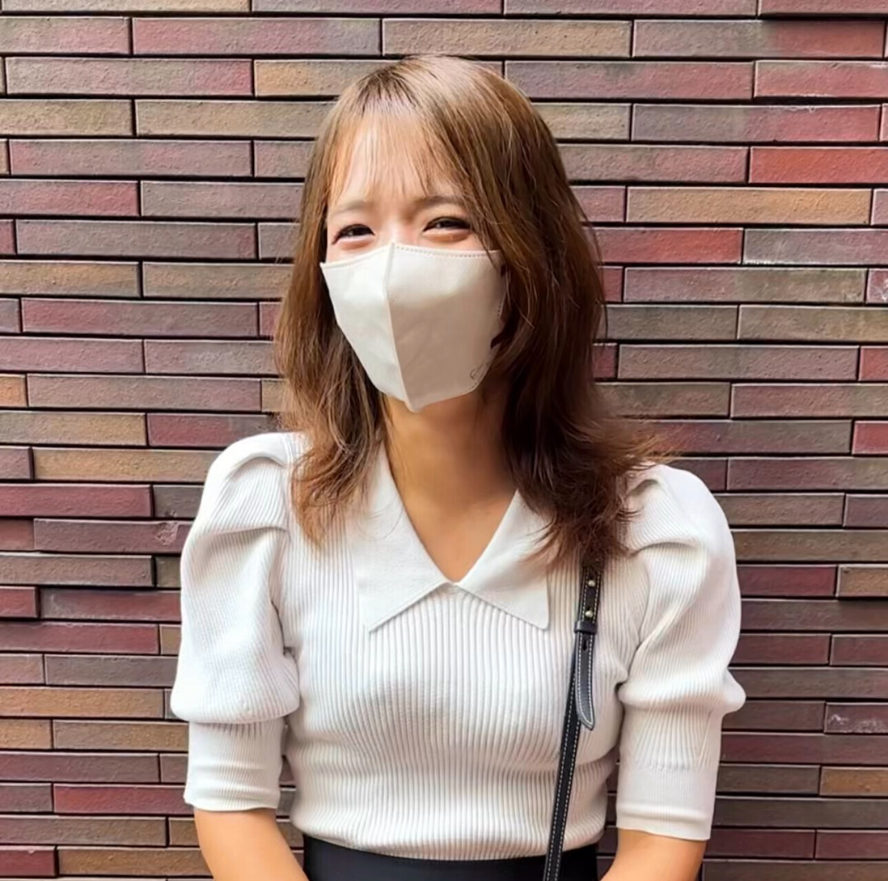 SCHOREET SNAP【スコリートスナップ】「#21 【CHIHIRO 24歳】 今回ストリートスナップに協力してくれたのは、普段は真面目に事務仕事に従事するCHIHIROちゃん🧜‍♀️ 真面目な子がエッチ」の投稿サムネイル