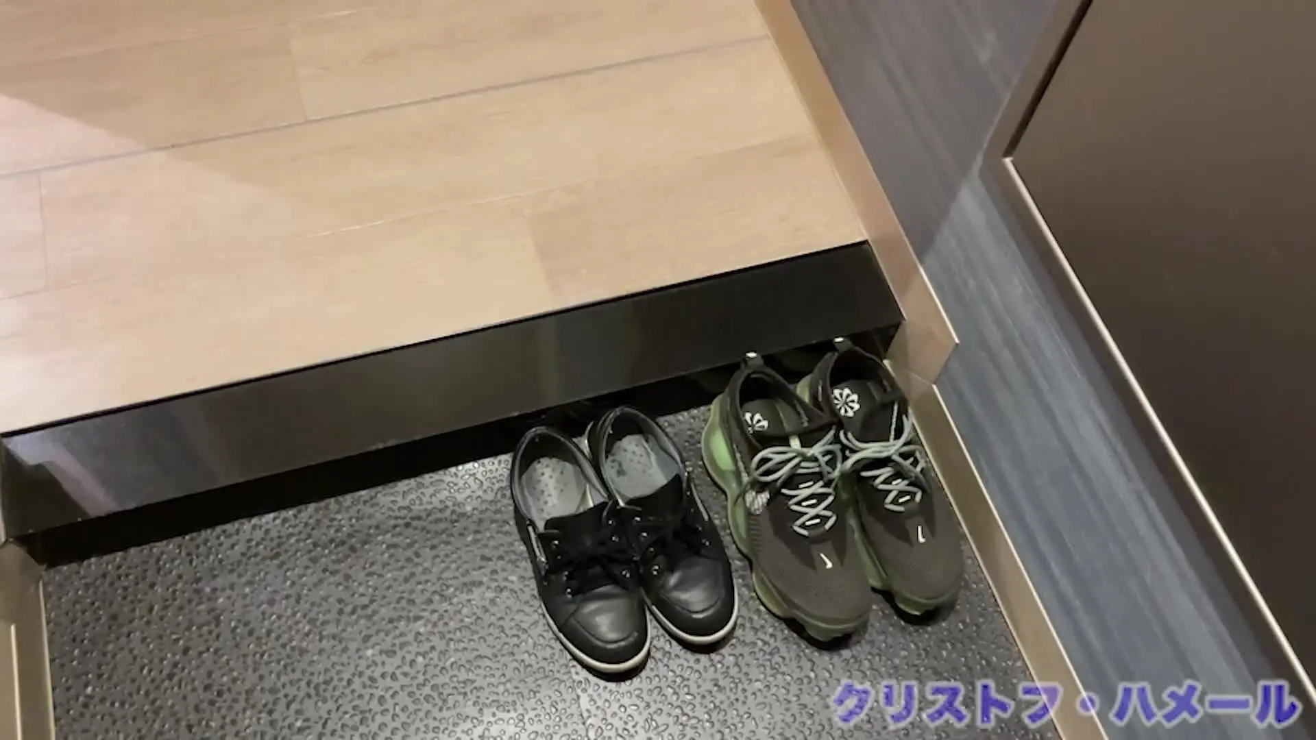 【無料サンプル動画】23歳子持ち人妻ゆきのちゃんはじめての3P!
全1時間5分のフルバージョン動画はこちら(300いいね突破!)
https://myfans.jp/posts/f8e157a1-a754-4889-b2fd-d39ab8353f75
顔出し版はこちら ※ 💎VIPプラン💎限定
https://myfans.jp/posts/b3e822e2-b8d2-47f3-b6b2-69f5c9b9b3ea
マッサージが得意な友人に協力してもらい、まずはゆきのちゃんにマッサージ施術。気持ち良くさせてその気にさせてちゃっかり挿入→フィニッシュまで持ち込んでもらい、その一部始終をこっそり撮影。
終わったと思った瞬間にクリハメが唐突に乗り込みそのまま約1時間ノンストップ3P!中出しはもちろんバックからガン突きしながらフェラ、両手おちんぽしごきなど3Pならではのプレイもたっぷり堪能しちゃいました。
⚪︎ご協力アカウント:素人専門女性用風俗【オーガズムマッサージ】
https://myfans.jp/orgasm_massage
⚪︎冒頭マッサージ→ハメの全容:CASE029-01【若妻・YUKINO】
https://myfans.jp/posts/dc8945db-433e-4a04-a5d0-0420f1da1485
【ゆきのちゃんシリーズはこちら】
https://myfans.jp/hemaire/tags/faffb9df-4fe1-4eb0-8fef-63165d2ae203 (2/2)