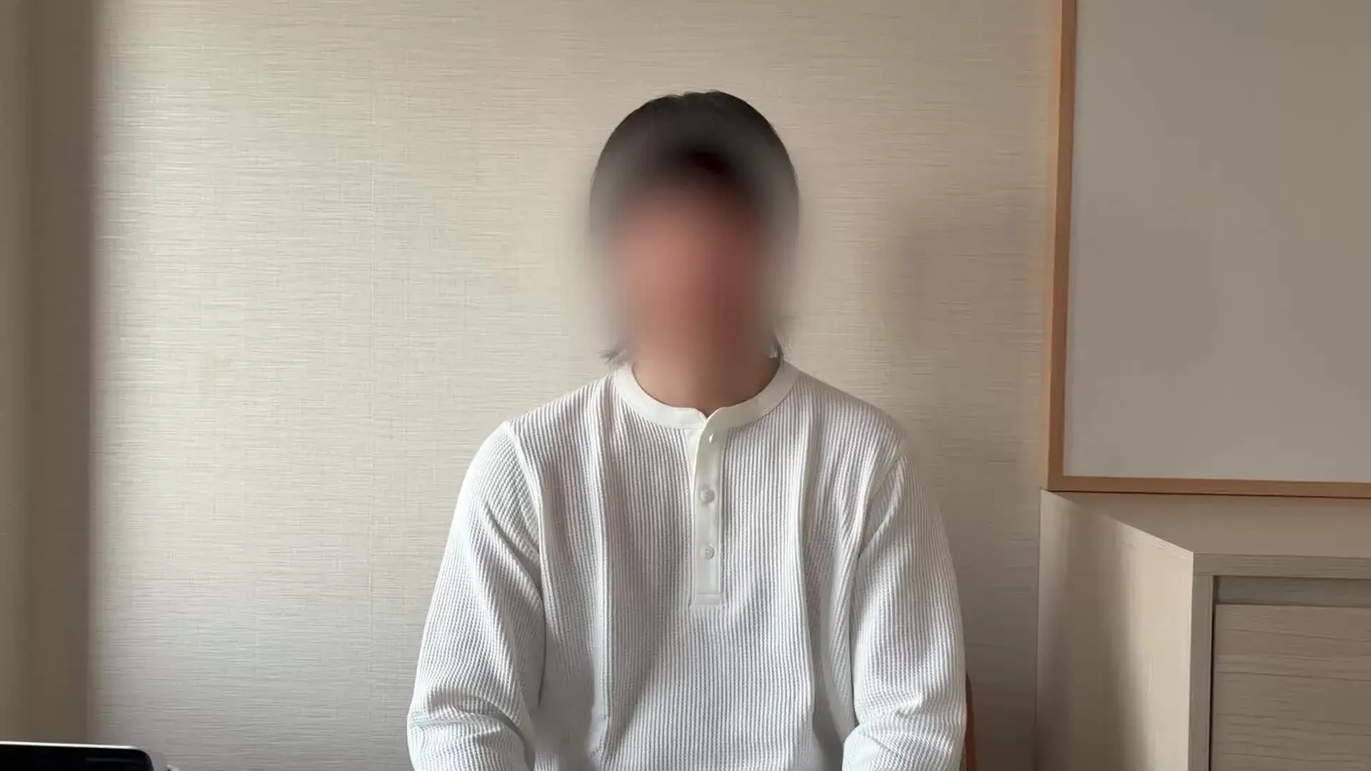 🌴南くん🌴「【目出し出演】大学時代の後輩の誕生日にサプライズで爆乳セフレをプレゼントしたら大喜びでハメまくってた笑」の投稿サムネイル