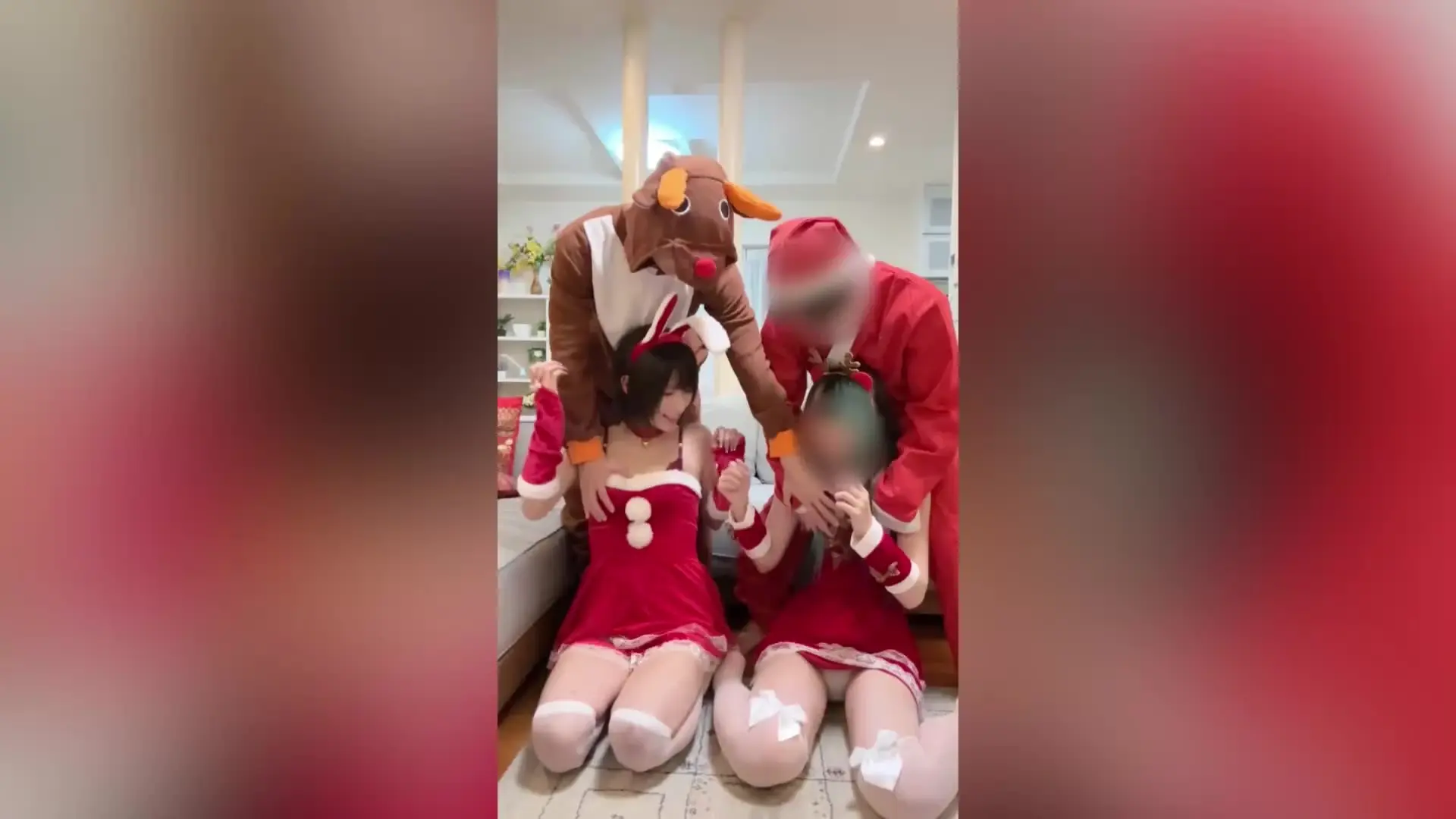 みとあかね🧸「4P大乱交も見れる‼️クリスマスParty動画 総集編🎖️ *★*••┈┈┈┈┈┈┈┈┈┈┈┈┈┈┈┈••*★* 🎉プレス無し確定」の投稿サムネイル