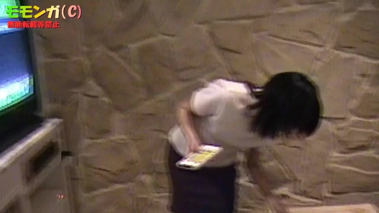 こちらナンパ即でラブホに連れ込まれた18歳なりたて合法L〇Kちゃん
この後ゴム無しハメ撮りで2回も中出しされてしまいます!
本編動画は会員ページで配信中で~す♪ (2/2)