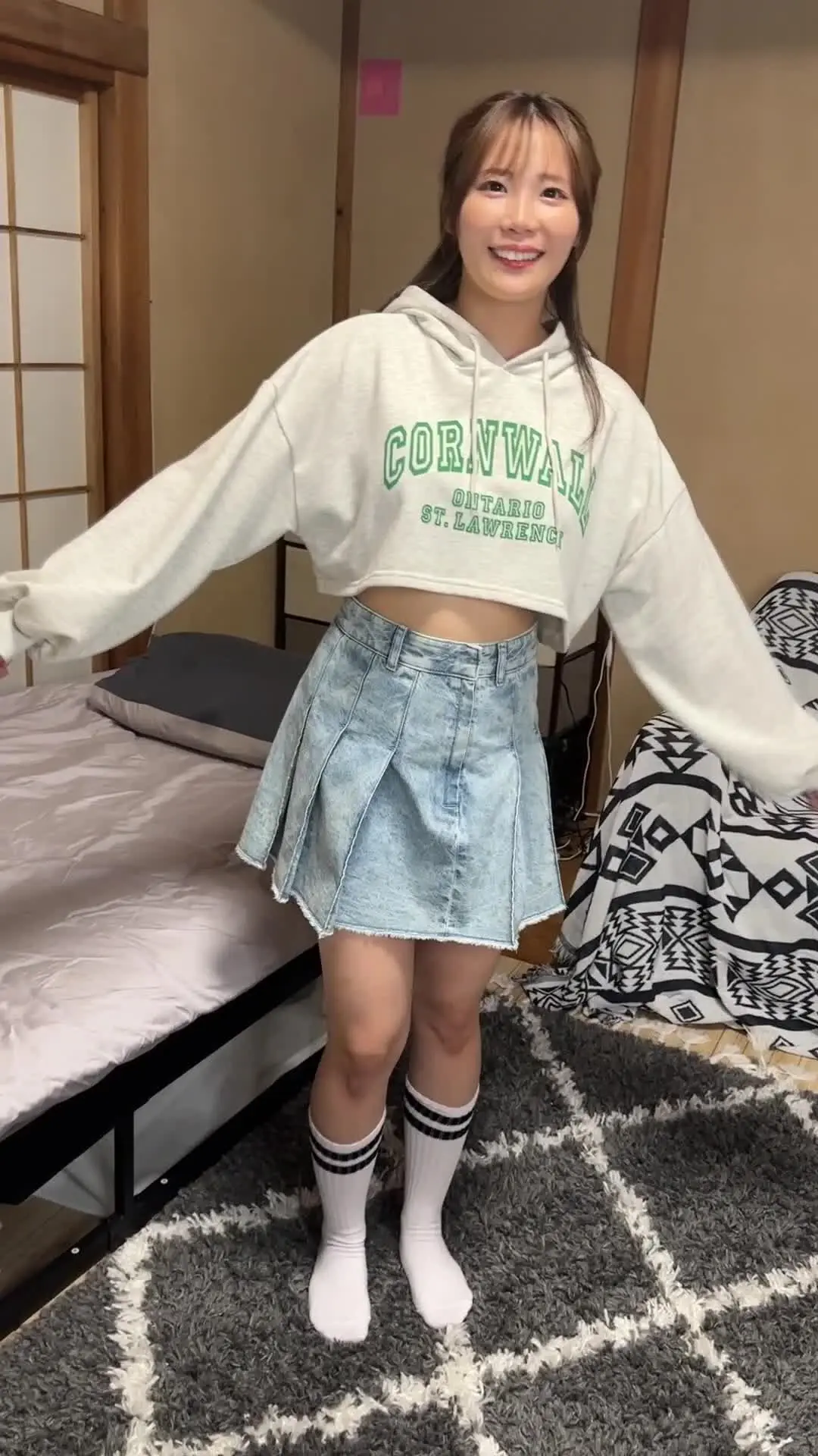 カクブツおち○ぽD🤝🤝「高○寺のガルバの子とマイファンズの撮影しよってなって撮らせてもらったやつ。めちゃくちゃSEX好きらしいw」の投稿サムネイル