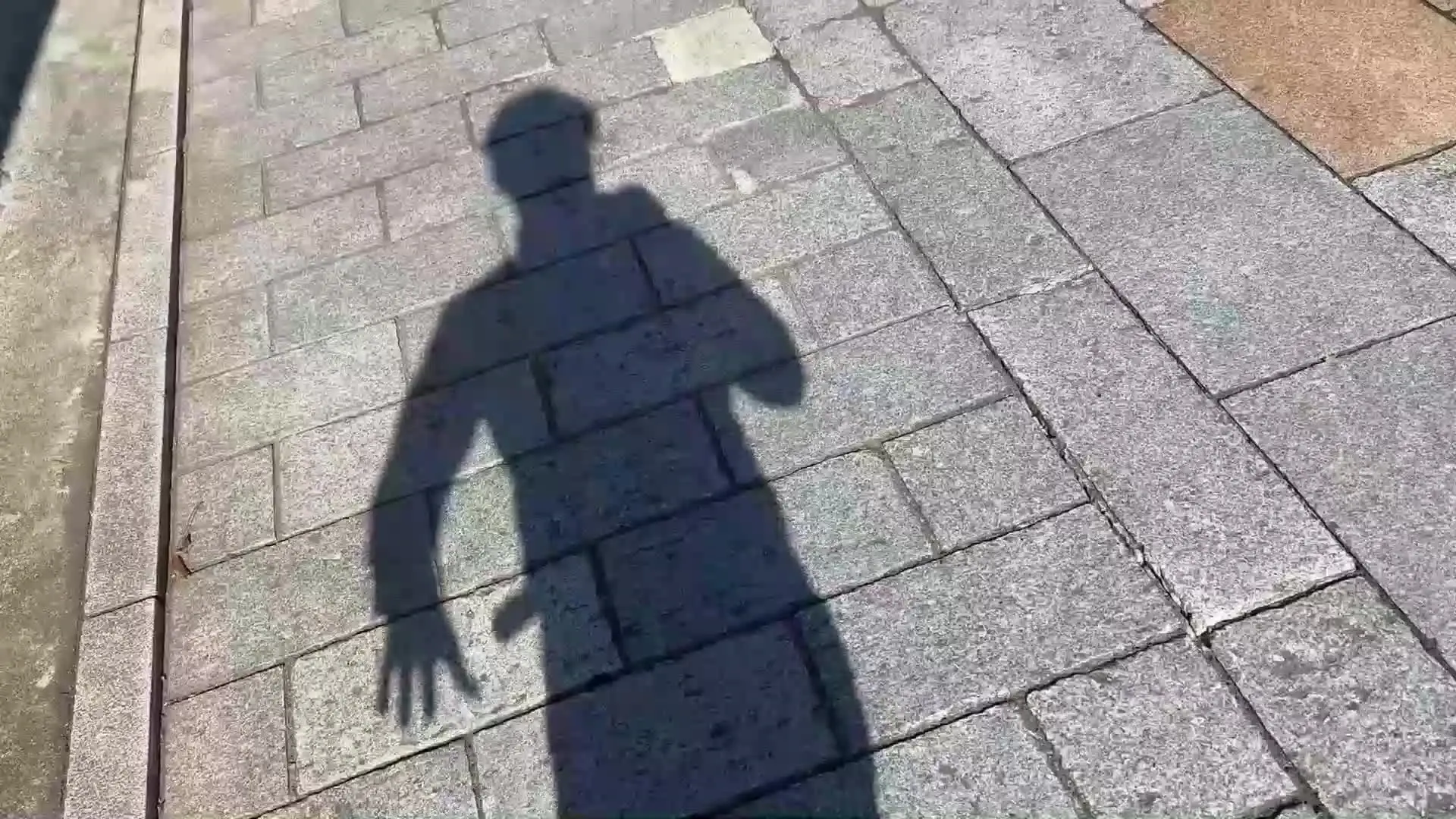 裏垢男子さすけ「過去に売れに売れまくった人気動画5本をまとめて8時間11分！」の投稿サムネイル