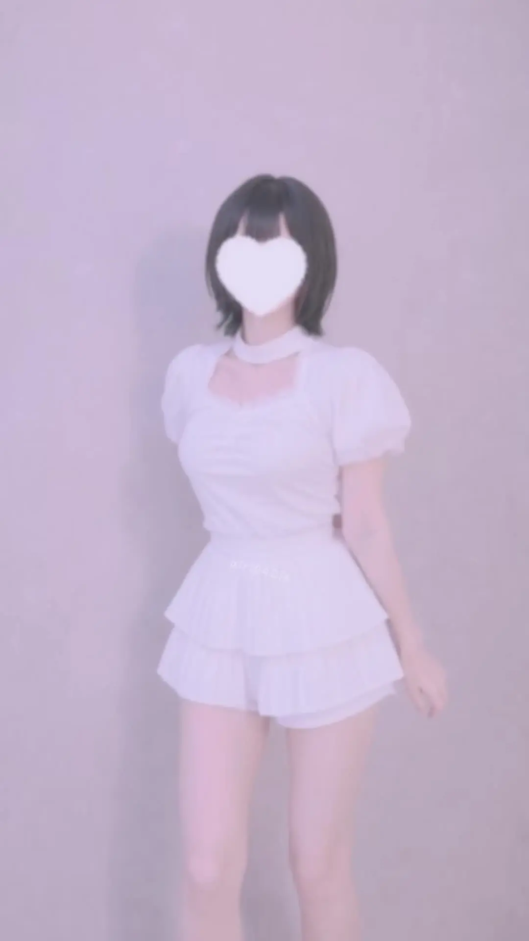 白乃あいり👀「スタンプなしバージョン！ 明日はコスプレ載せるから楽しみにしててね⭐️」の投稿サムネイル