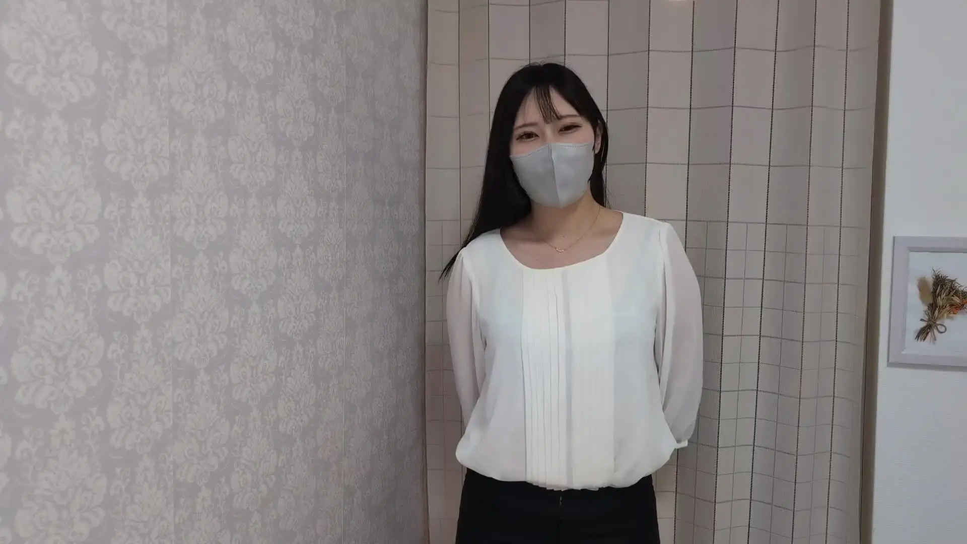 ボキーズフィットネス「塾終わりのみいたん先生！パンツスーツが似合うもお疲れの模様。。。」の投稿サムネイル
