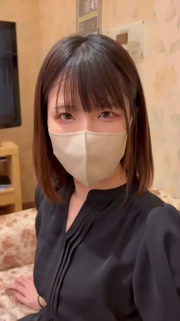 ぶっかけサラリーマン「#6-2 りんかさん 2回目 小柄な色白パイパン女子に言葉責めされ 今回は本番プレイでぶっかけました」の投稿サムネイル