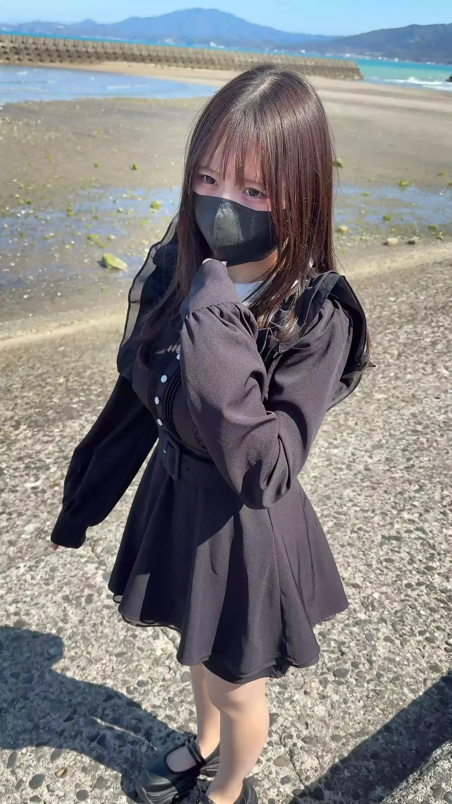 のあ୨୧「いい女に見える？ 波の音がちょっと大きいから音量に気を付けて！ もっとみたい？👇」の投稿サムネイル