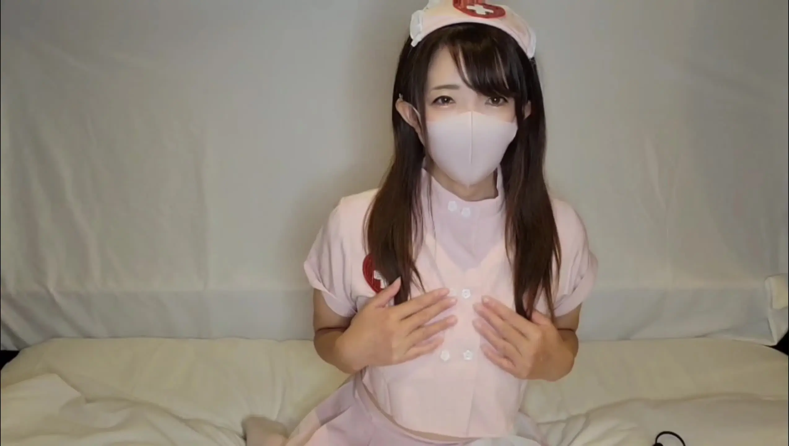 元看護師人妻りあ♡「※単品購入可 元看護師が久々にナース服を着て豪快バイブオナニー💥💥💥〜私の心拍数、爆上がり〜💓💓💓」の投稿サムネイル