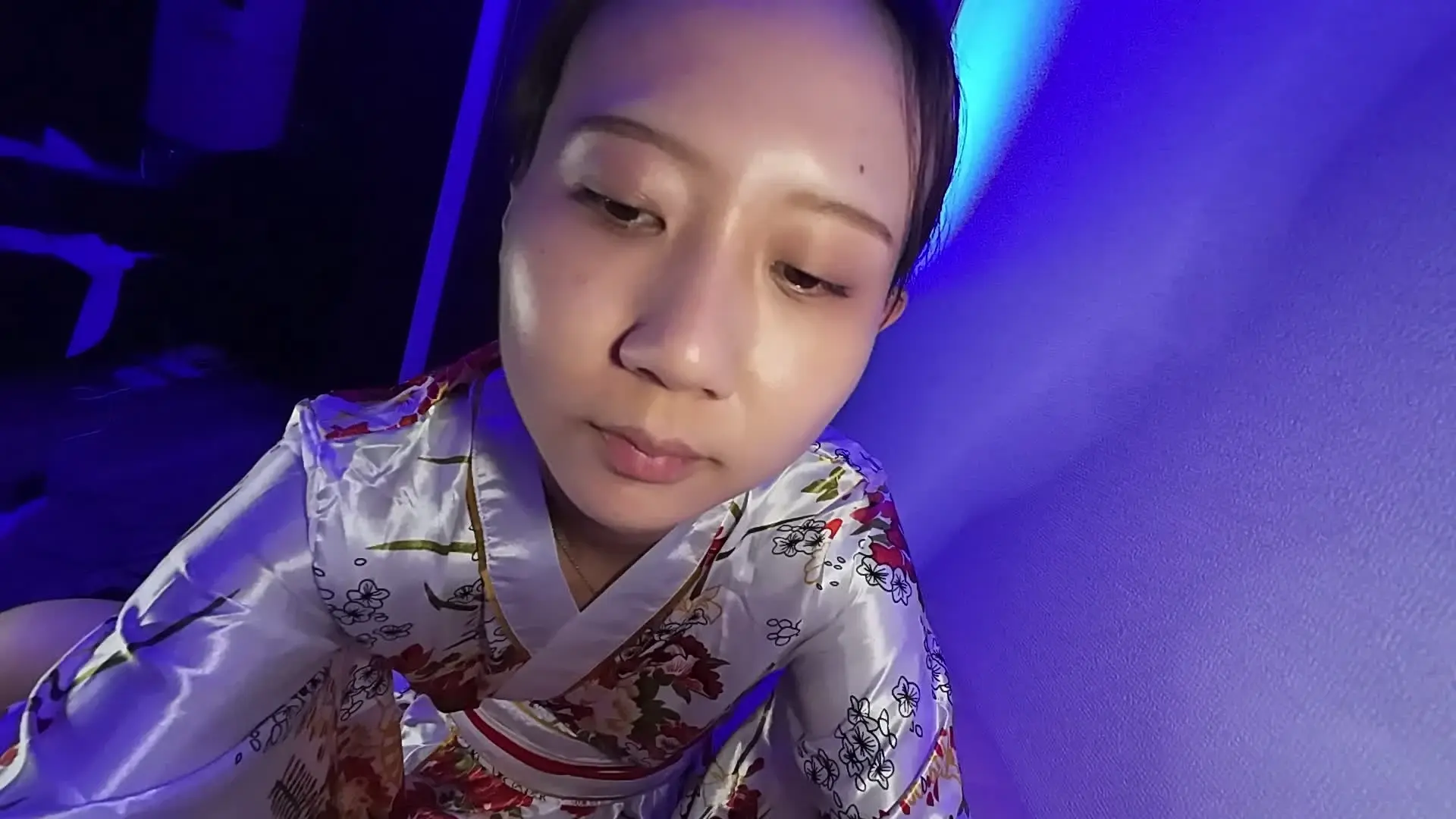 ゆう【素人えっちとっく動画】「■フェラチオ動画 専業主婦をやっているみきちゃんの和服コスプレ 更にフェラチオして貰いました…」の投稿サムネイル
