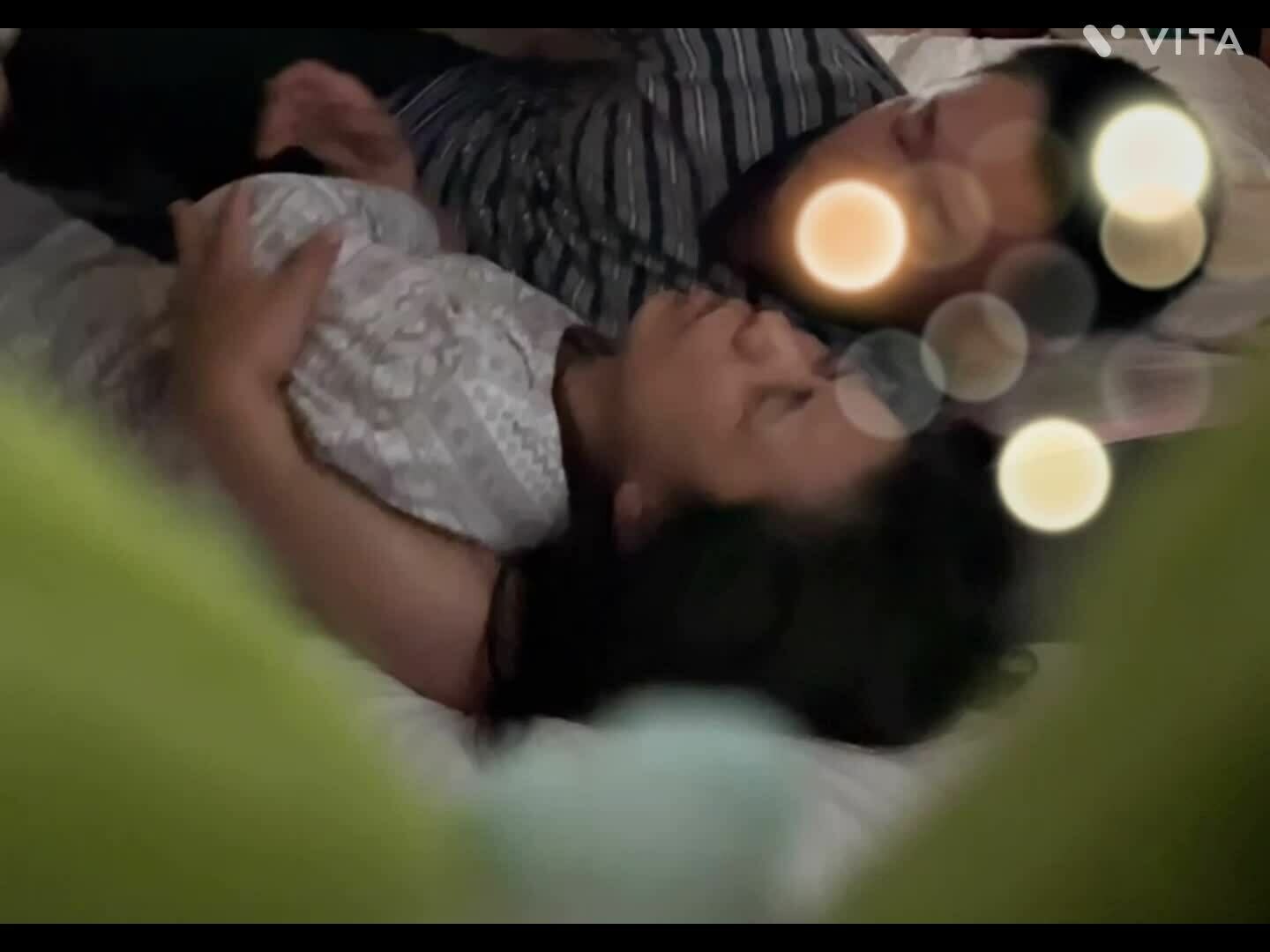妻晒し「夜の営み動画アップします😍」の投稿サムネイル