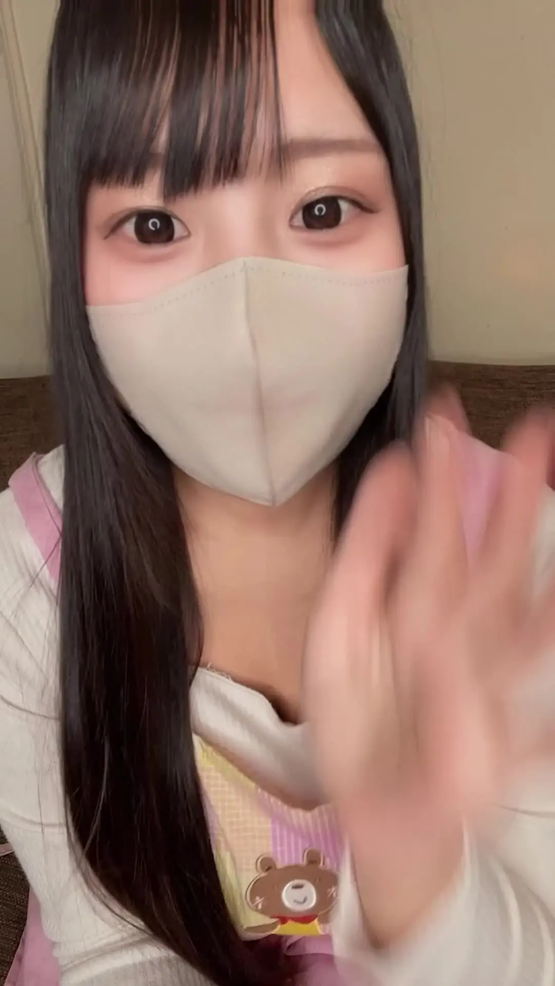 天然Jカップ保育士あんこ👶🏻🍼「新しいおもちゃでいっぱいイっちゃったよ🥰 「いいね💓」と「保存」よろしくね💕 ※完全顔出し動画」の投稿サムネイル
