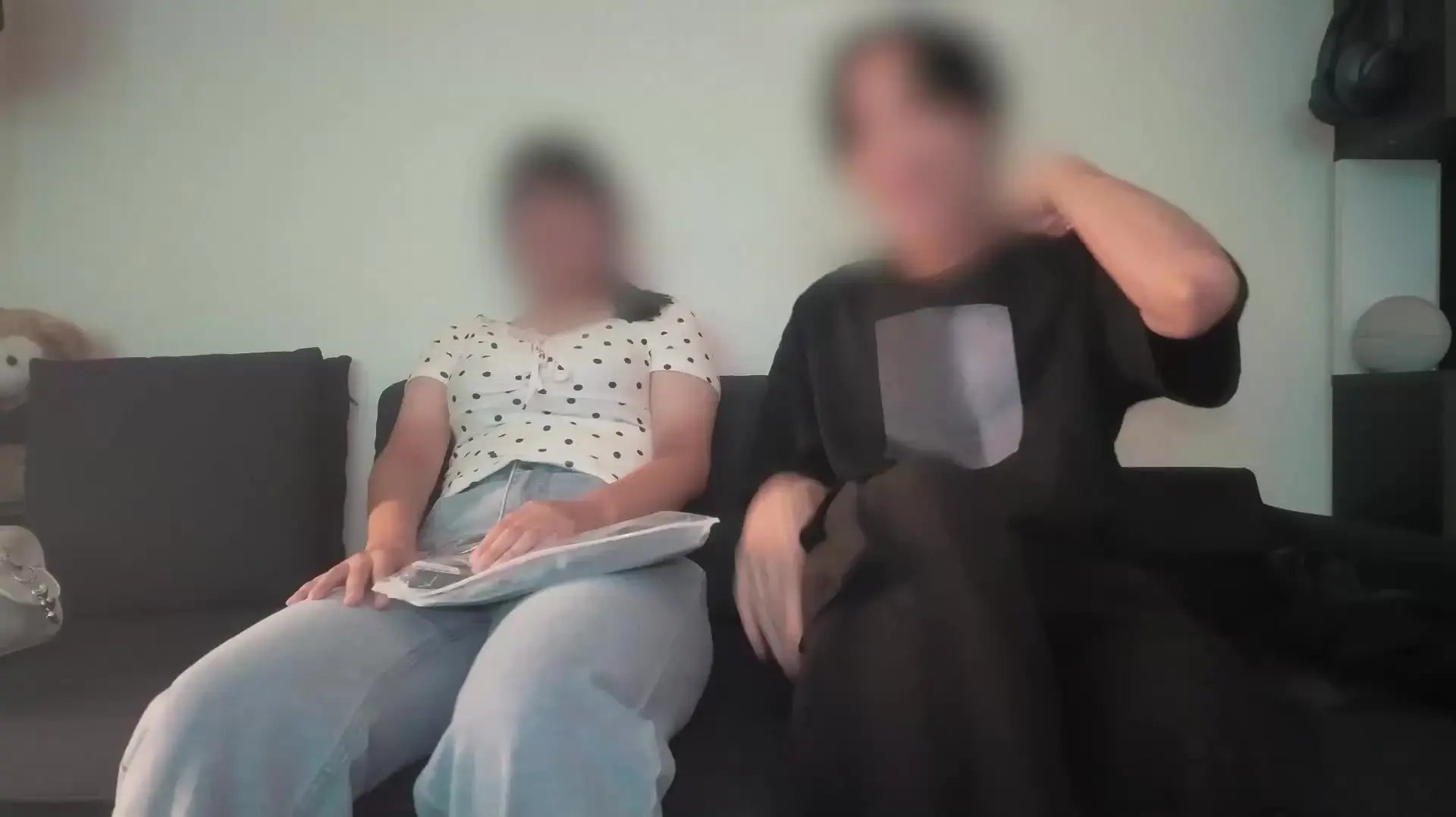shin「【19歳 Fカップ専門学生】コスプレ生ハメSEXで泣き叫びながら何度もイきまくる姿がエロ可愛すぎた」の投稿サムネイル