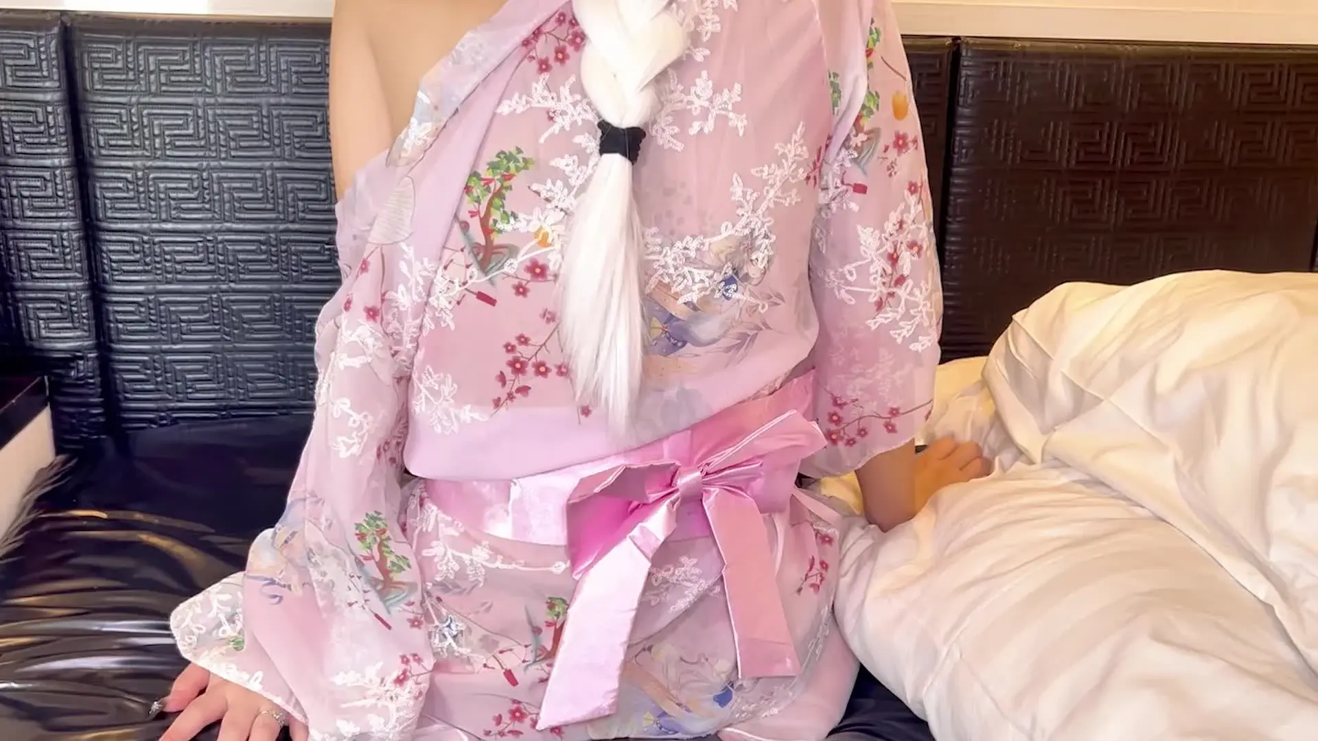 HカップAvtuber アリシア・ノルン「連続中出し‼孕ませ懇願アクメ💙【アリシア・ノルン】 『まだまだ出せるの？ いいよ♡ シアのおまんこで全部受け止めてあげる♡』」の投稿サムネイル