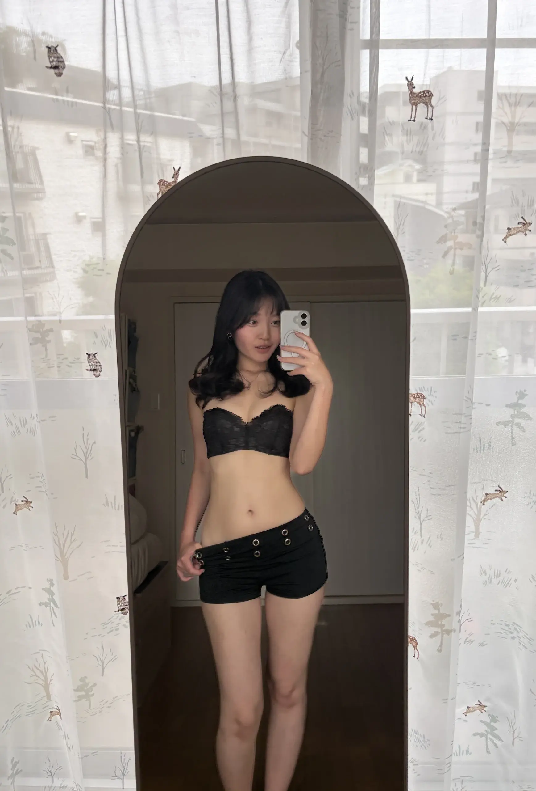 ひめか(20)＠女子大生「( '👅' ))`-' )ペロ... ( '👅' ))`-' )ペロ...」の投稿サムネイル