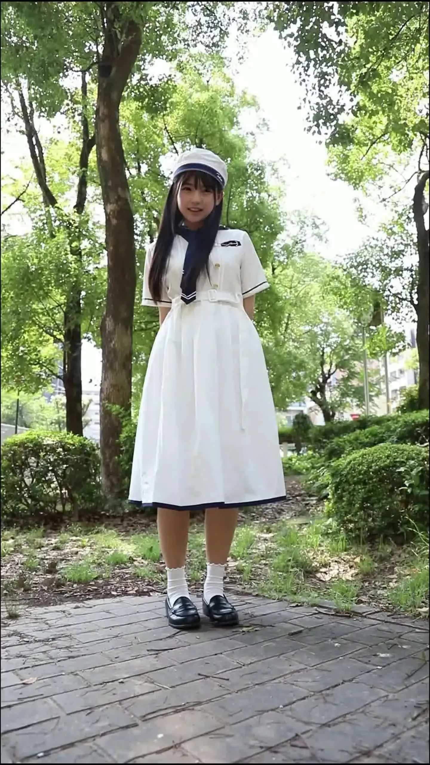 (20) 隠キャすぎてSNSでしかイキれないJDゲーマー🔥あすか隊長「梅雨が終わったらすぐ夏がきますね🍉」の投稿サムネイル