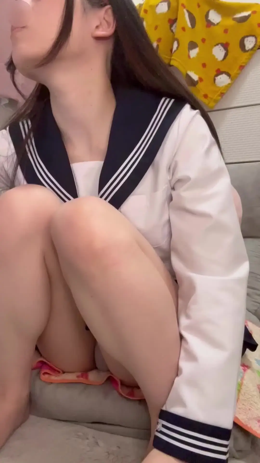 ぴぴみ【コスプレイヤーの裏側】「セーラー服コスプレでしたよ💕 ・電マオナニー 〈X(旧Twitter)〉@pipipipi_pipimi」の投稿サムネイル