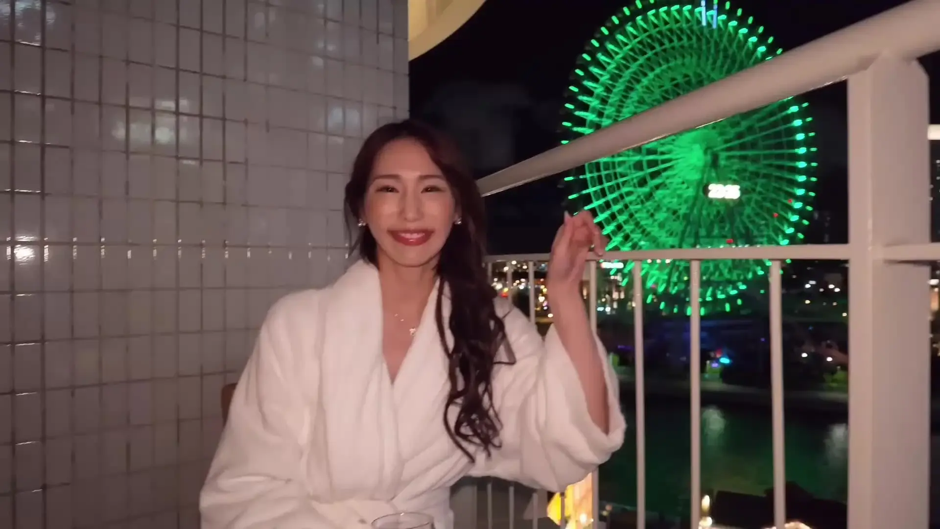 なつき｜人妻の誘惑💜「オイルマッサージしてたらムラムラ止まらなくなっちゃったの 8/1に本編公開♡」の投稿サムネイル