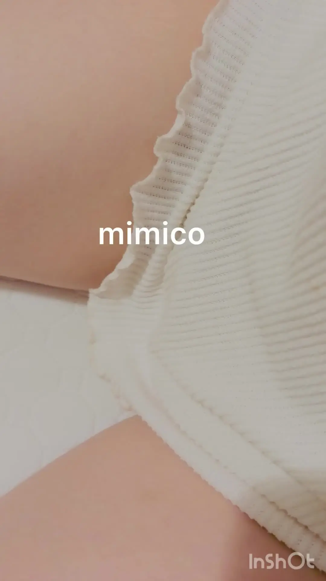 みみこ | おむつとおもらし「お気に入り♡ パジャマの色とおそろい！ パジャマの色とおそろい！」の投稿サムネイル