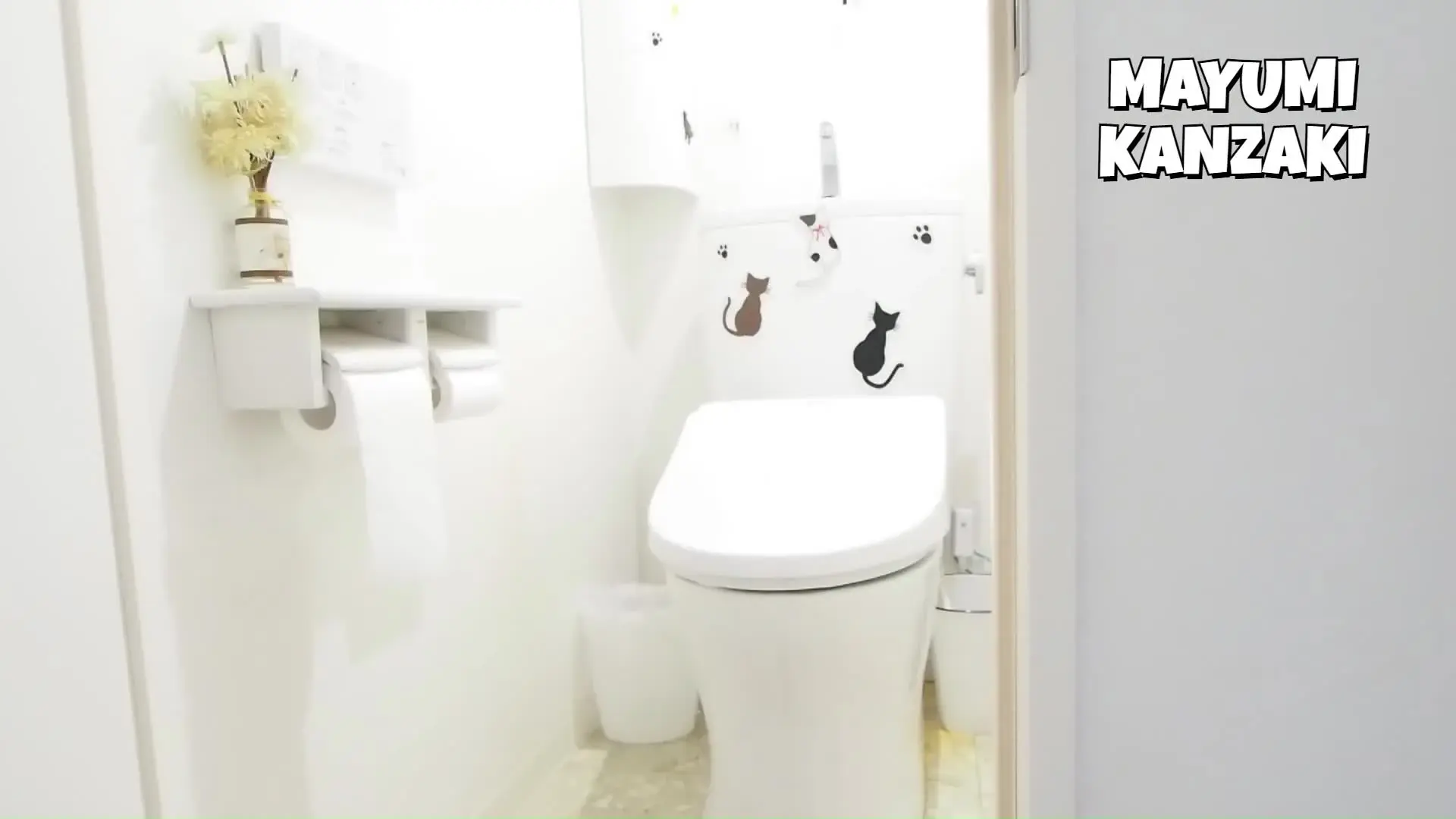 神崎まゆみ💕熟女のエッチな日常「単品販売【トイレをのぞき見】 6/30～7/4まで動画見放題プランで投稿した 人妻熟女の日常🚽のまとめ動画です🎥」の投稿サムネイル