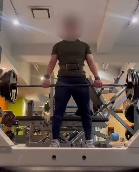デッドリフト💪🏽 sample 1