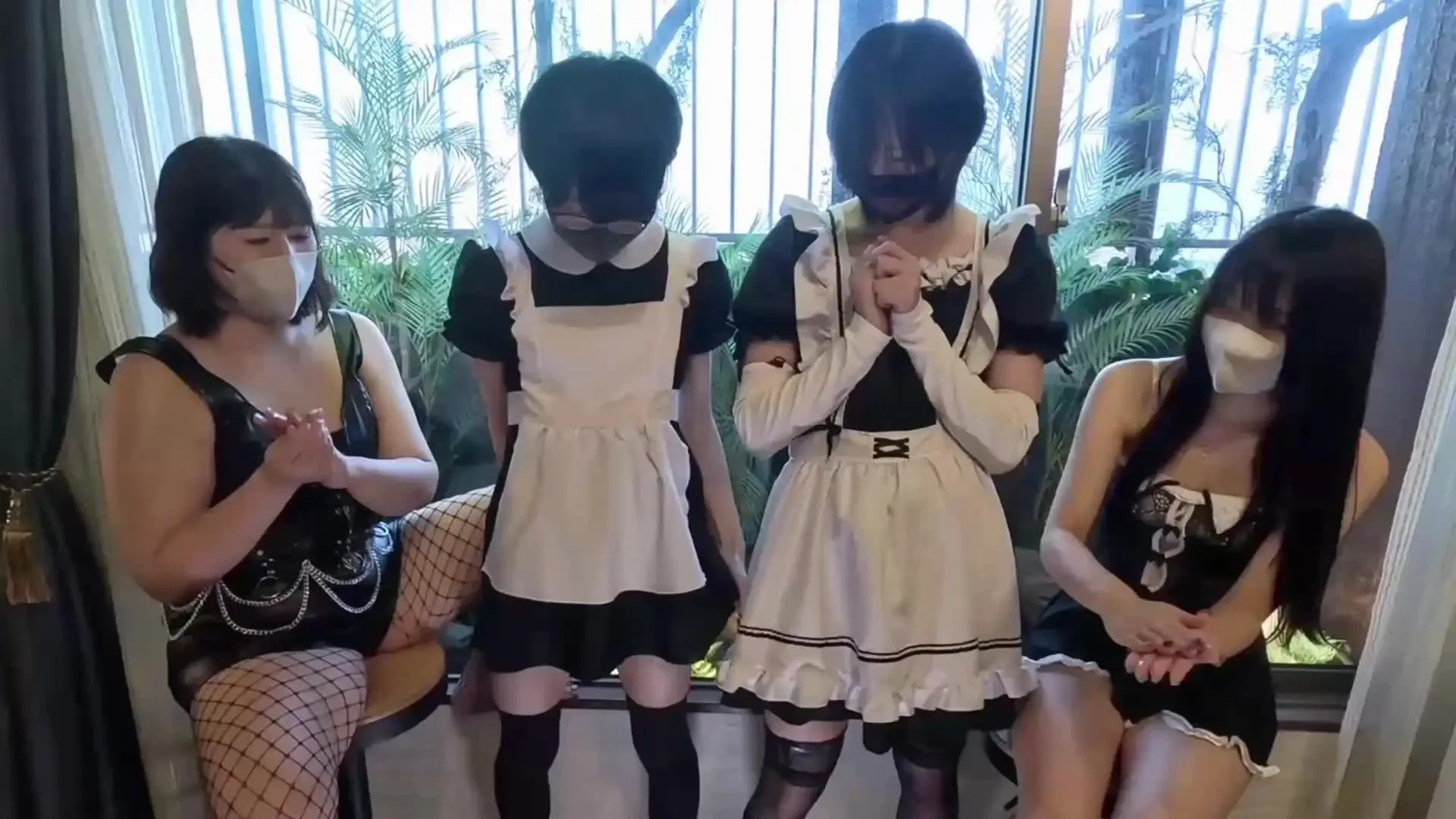 ゆいちゃ「人妻さんと一緒にマゾ育成してきた😈💕 1週間オナ禁させた雑魚ちんちんを寸止め繰り返しながら丁寧に射精管理してあげた🥺」の投稿サムネイル