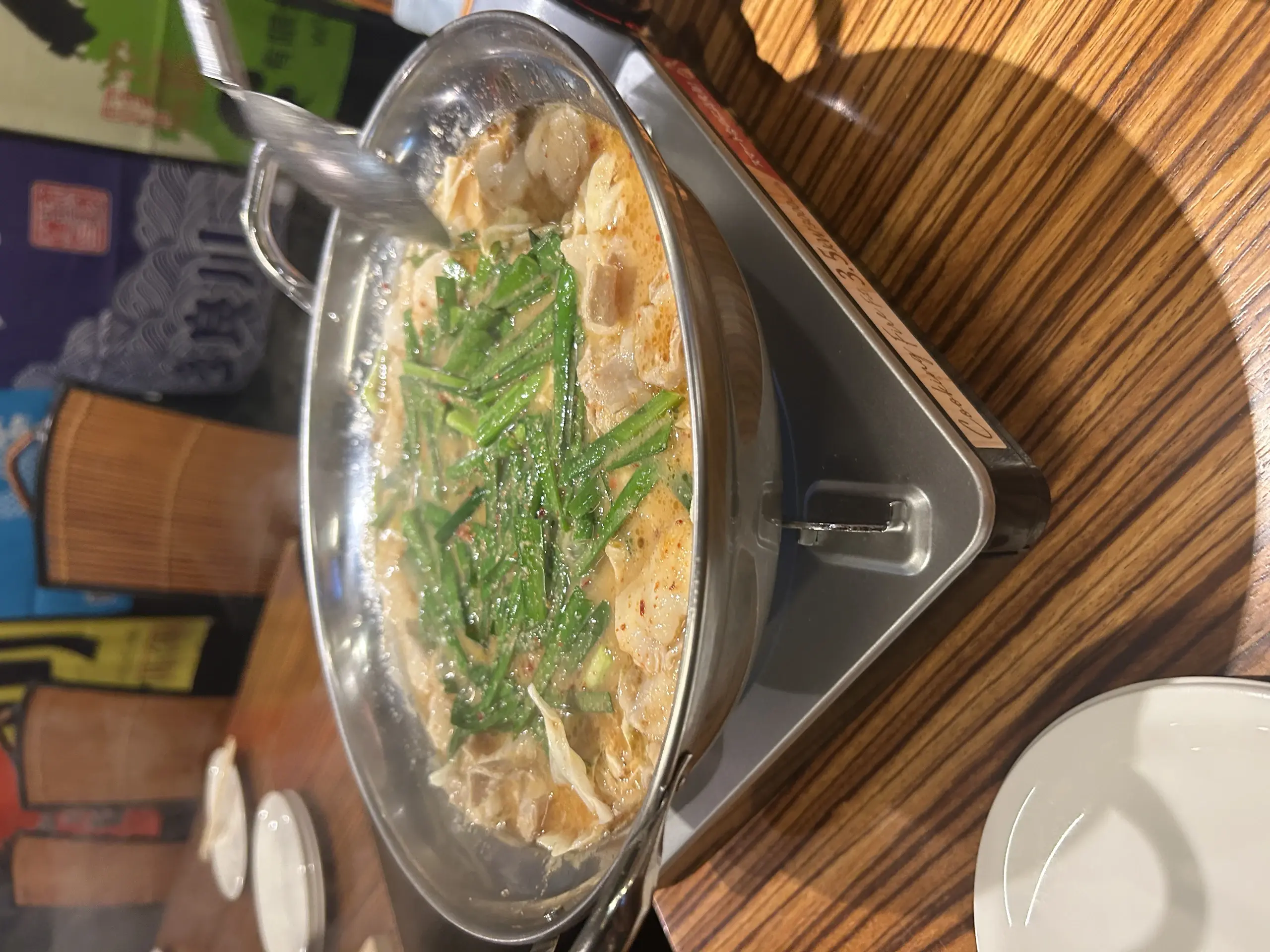 40代、ここから。「以前、「もつ鍋が食べたい」と話していたのをふと思い出した。 「そういえば、もつ鍋食べたいって言ってたよね。今度行かない？」 そう誘ってみると、すぐに話がまとまっ」の投稿サムネイル