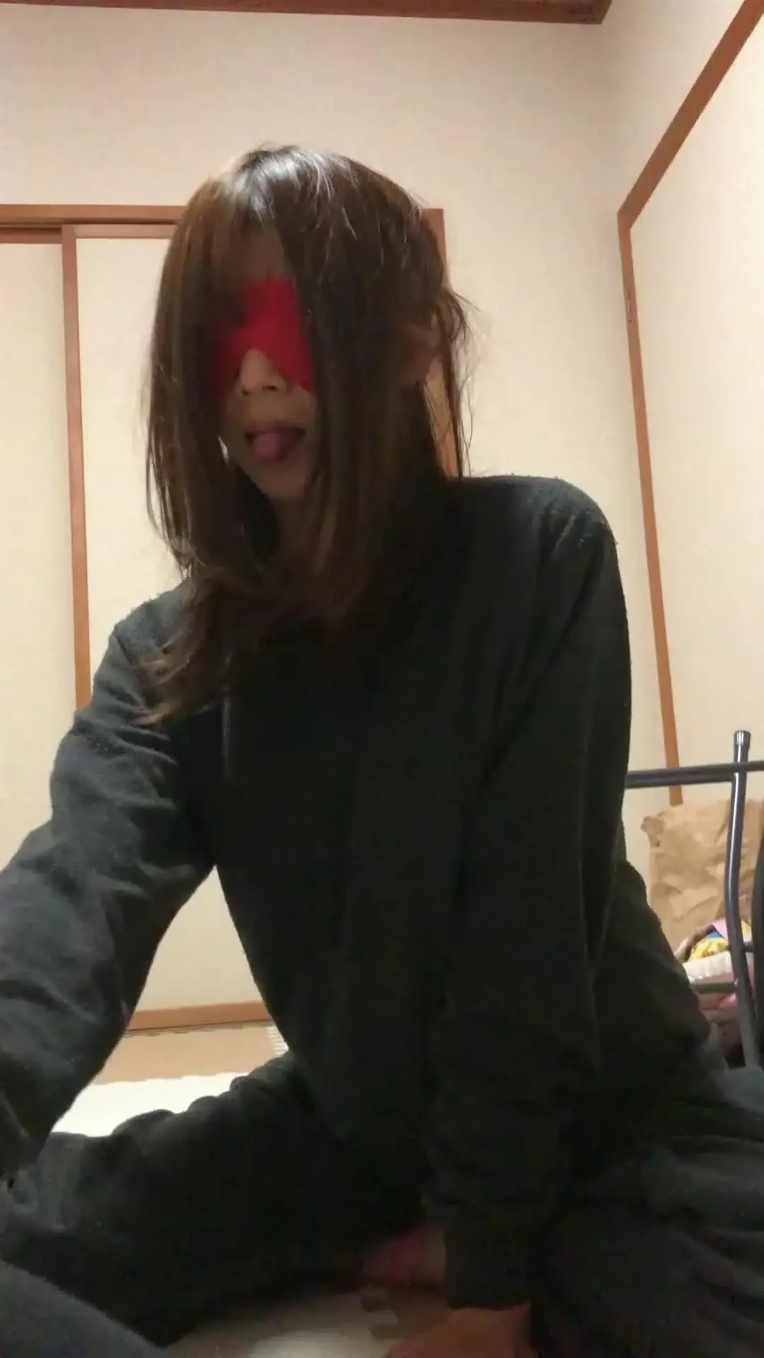まゆ📹晒され妻（妊娠中）「目隠しでお口でご奉仕してもらいました！ イラマチオの時の音がエロくて興奮します🤩」の投稿サムネイル