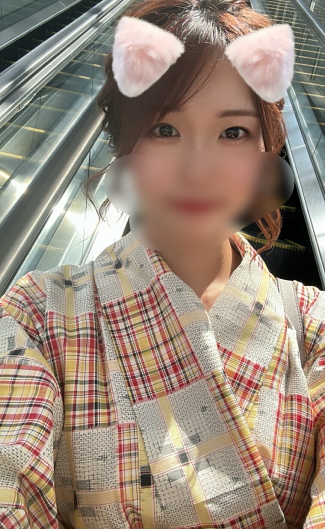 りさ「花火見に行ったとき🩷と自撮り🩷」の投稿サムネイル