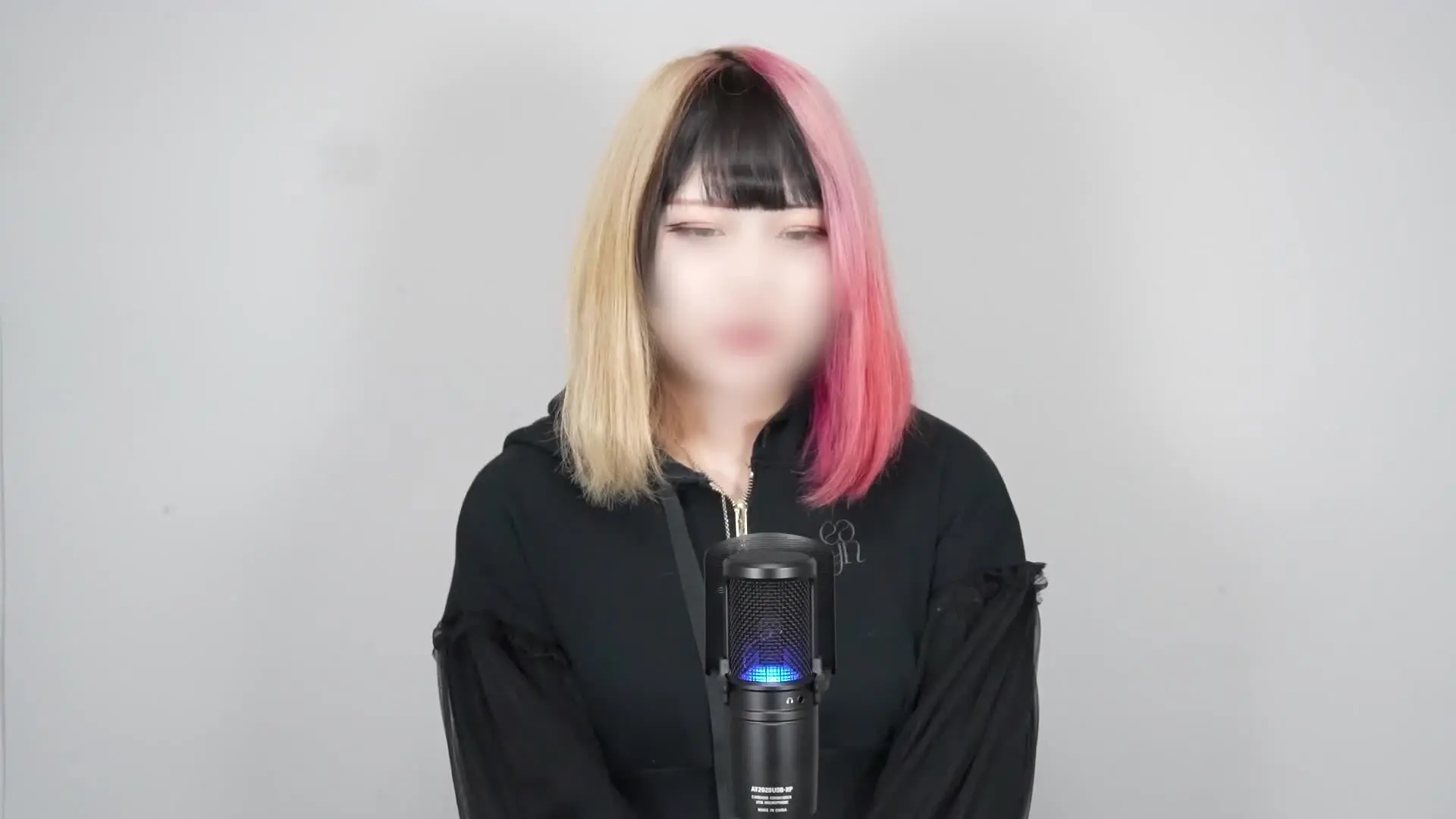 The First O-nani【ファスニー】「【動画No.3】 名前：美樹（みき） 年齢：25歳 職業：個人ネイリスト 明るくて裏表のない性格が印象的だった美樹さん。」の投稿サムネイル