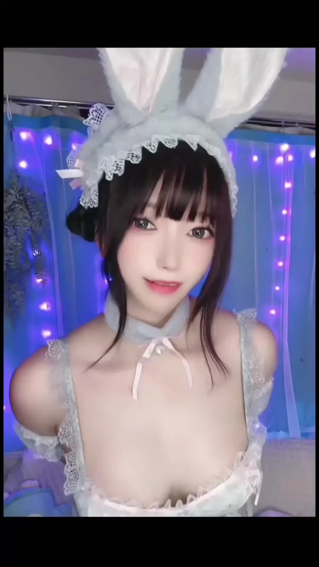 ゆりにゃんω「えっちとっく最近流行ってたやつ🐇ぅーぅーぅーぅーぅー↑↑↑💗」の投稿サムネイル