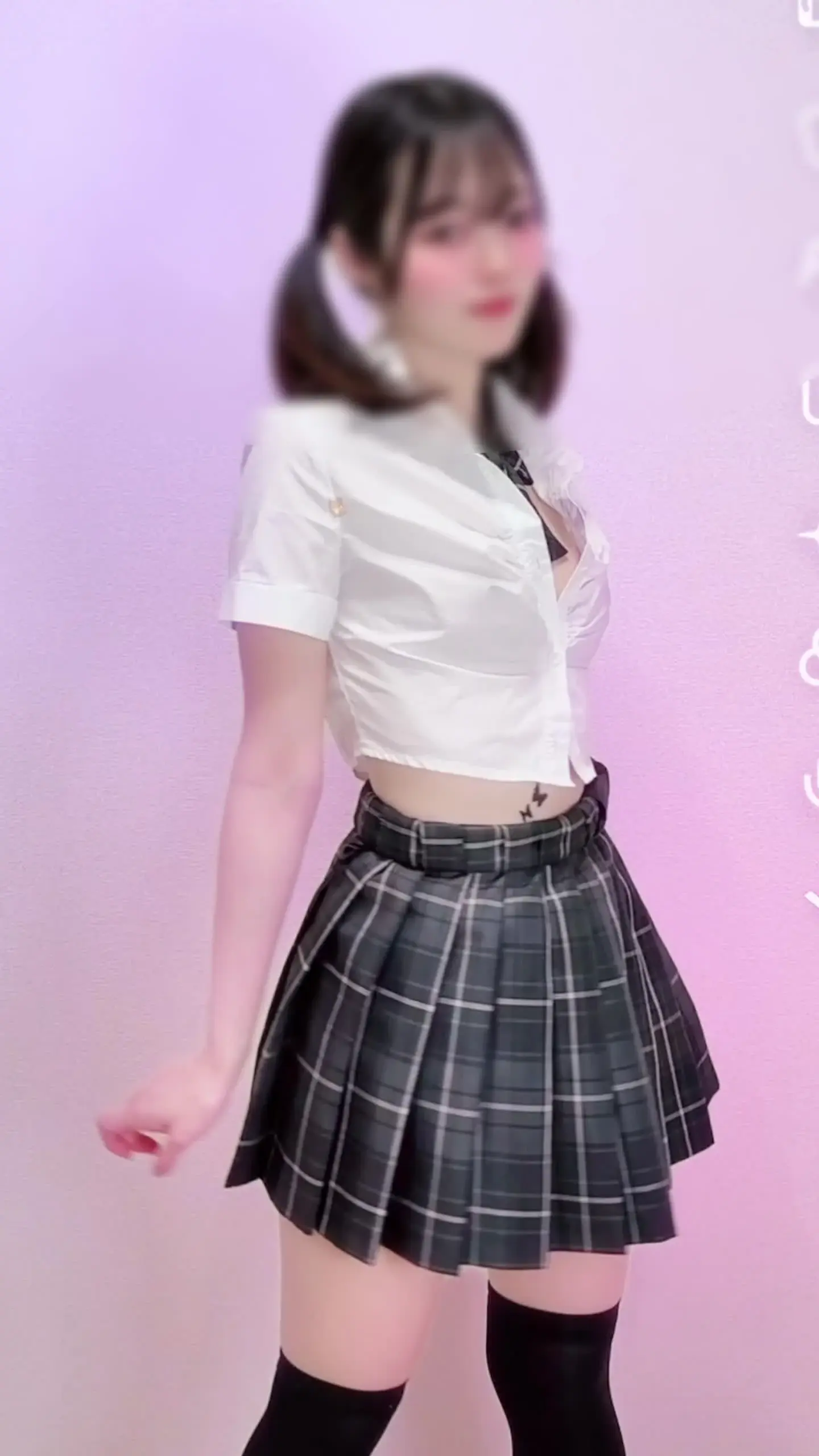 みこみこ♡「ほぼ顔出しコース限定動画☆ 意外と難しい... 温かい目で見てください🫢 いいねとコメントが何よりの励みになります(*ﾉωﾉ)」の投稿サムネイル