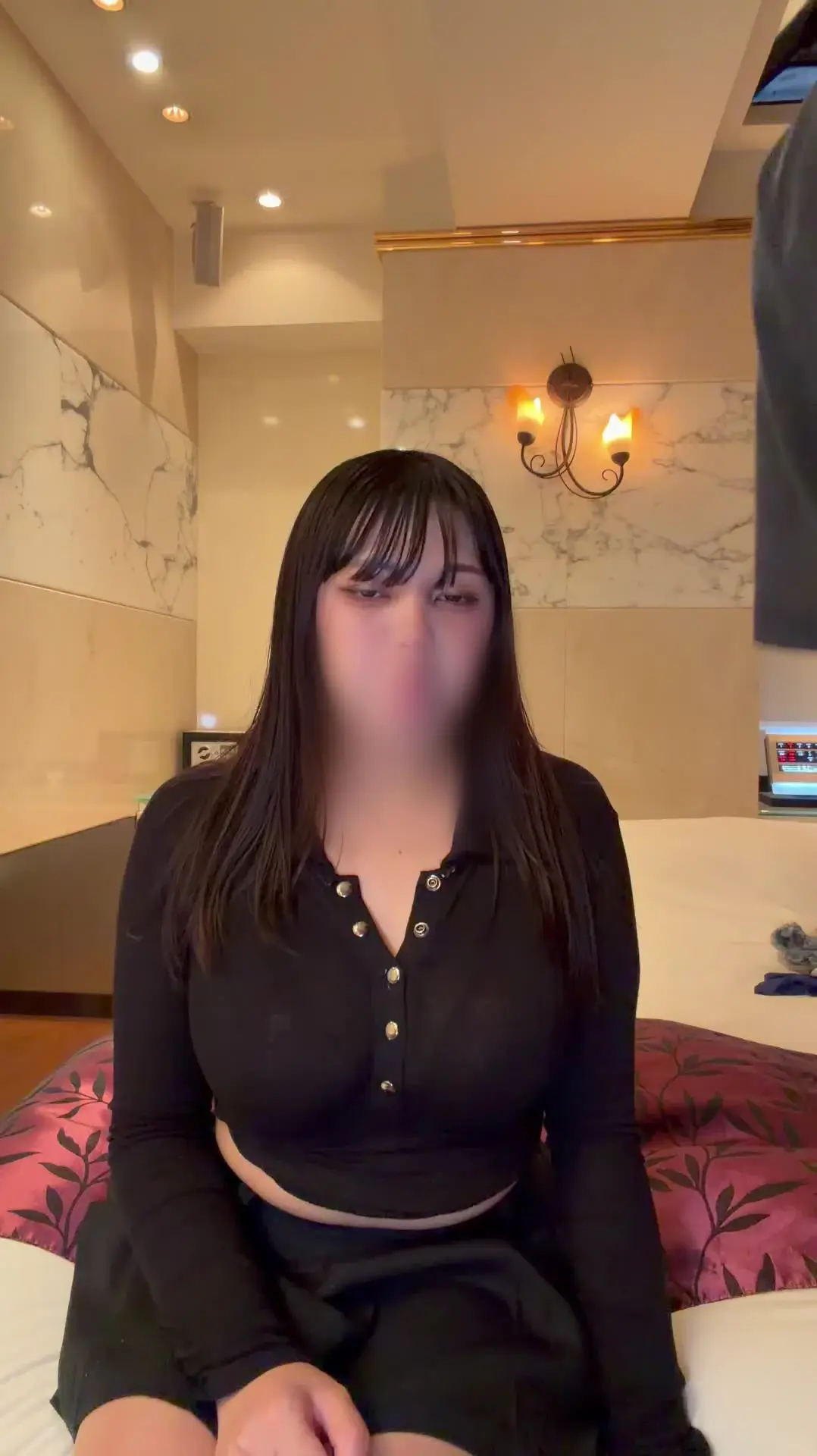 佐藤ゆきやとSNSで話題の美女たち「沖縄のGカップのハーフ美女とえっちしてきた！」の投稿サムネイル
