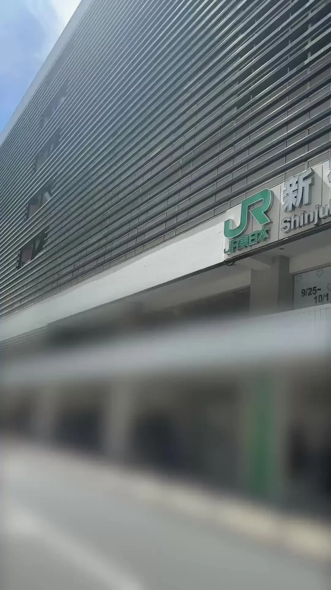 裏垢男子の日常🏖️2日に1本ペースで新作公開中🍉「完全顔出し！元・大人気美少女アイドルちゃんとラブホで下品交尾。パイパンピルまんこに精子ぶち込んできました。」の投稿サムネイル