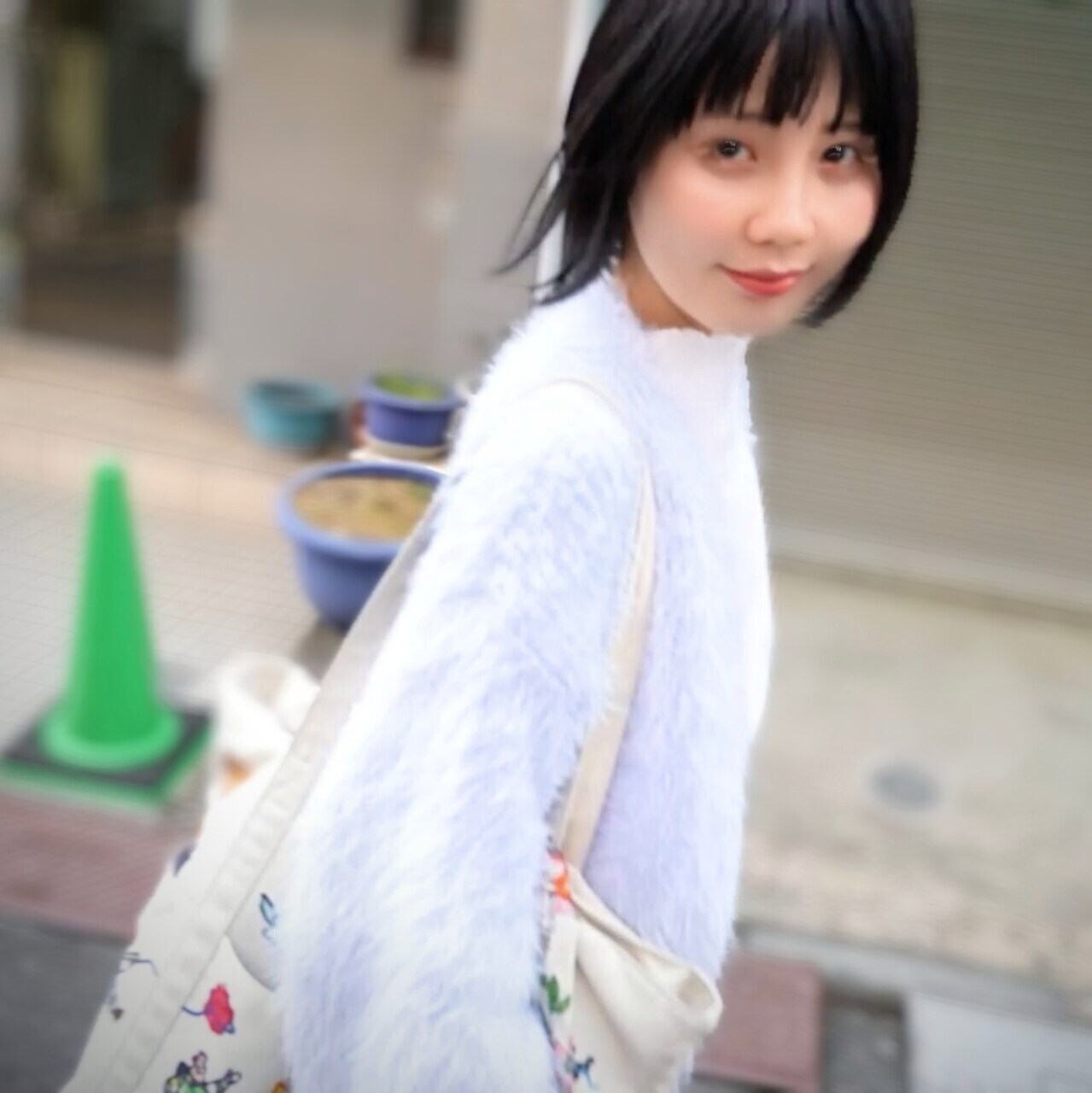 餅月かなで「人妻の日常」の投稿サムネイル