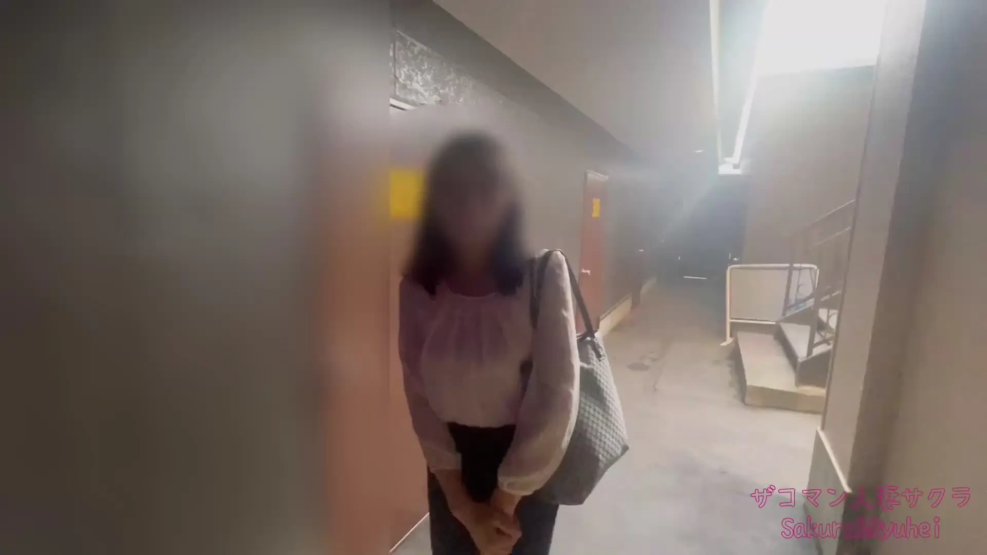 🌸田舎主婦の日常🌸人妻サクラ🌸妊活/中出し/巨根/カーセックス「勉強ばかりで若い頃に遊べなかった妻。いまだにラブホはドキドキするらしく、テーマパークのように無邪気に楽しんでいます。」の投稿サムネイル